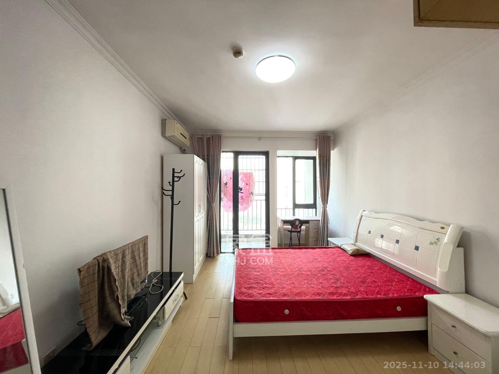 万科城市花园 1室1厅0卫 1500.0元/月 万科城市花园 1室1厅0卫 1500.0元/月室内图