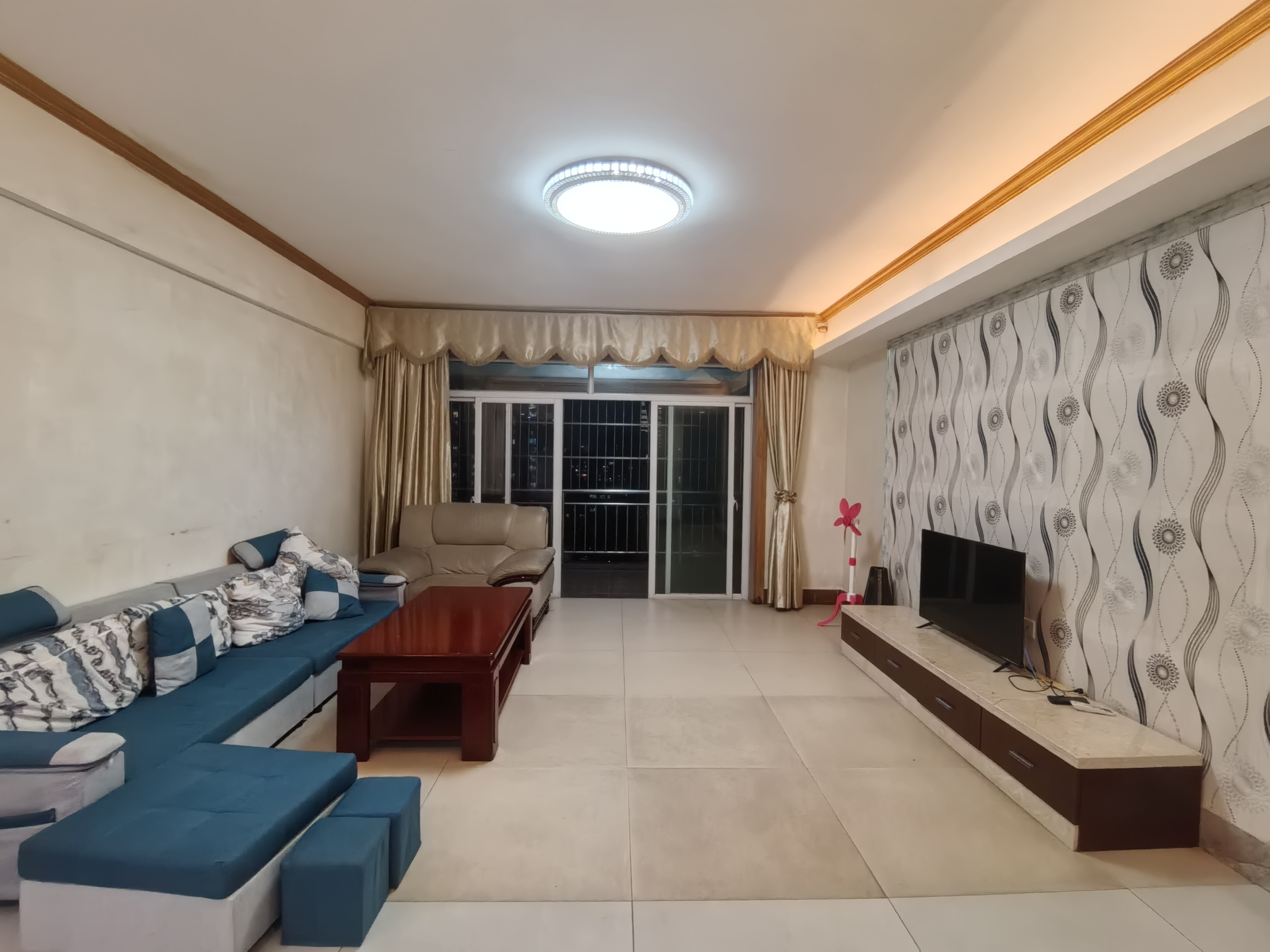 金牛生态小区  3室2厅2卫    3000.0元/月