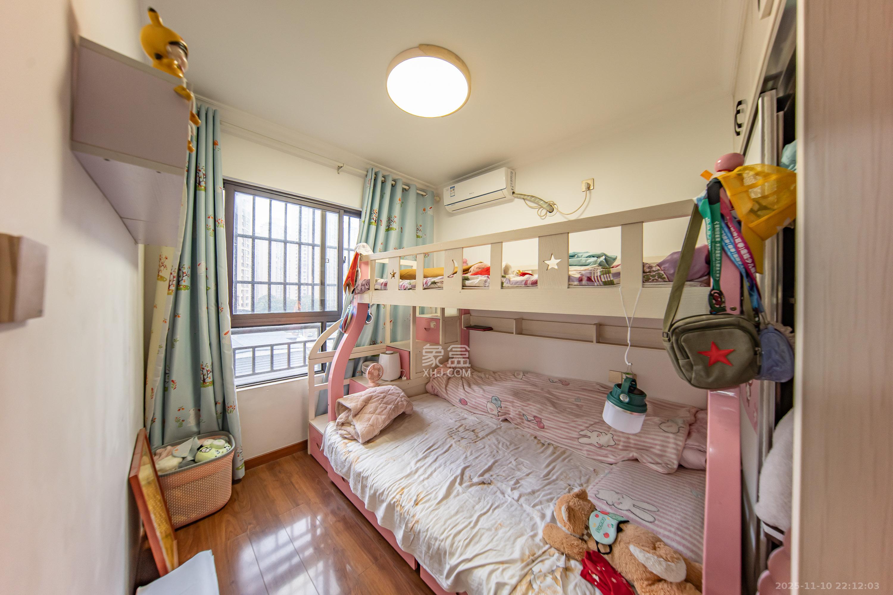 华润橡树湾 2室1厅1卫 59.8万 华润橡树湾 2室1厅1卫 59.8万卧室