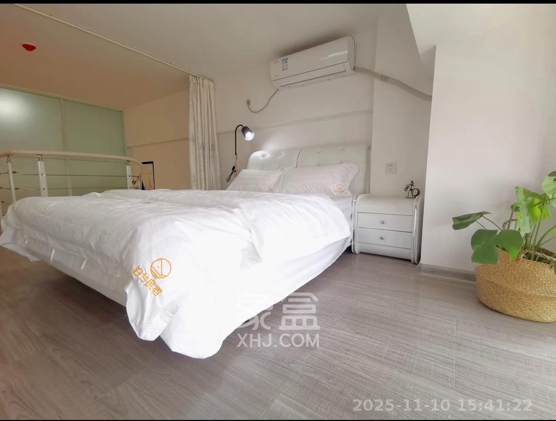 华润置地广场二期  2室2厅1卫    1800.0元/月室内图