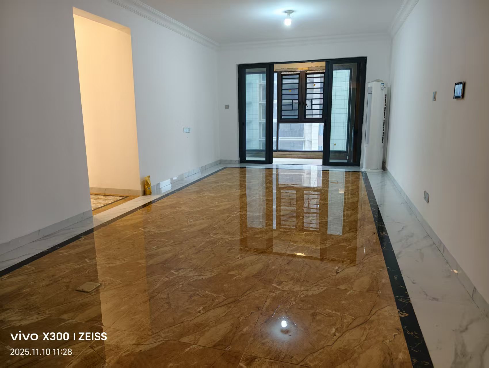 碧桂园梓山府 3室2厅2卫 1650.0元/月 碧桂园梓山府 3室2厅2卫 1650.0元/月室内图