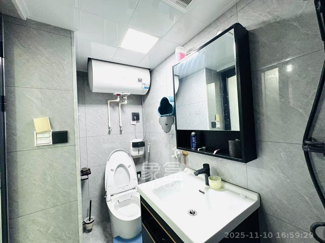 万科金色麦田 2室1厅1卫 2300.0元/月 万科金色麦田 2室1厅1卫 2300.0元/月室内图