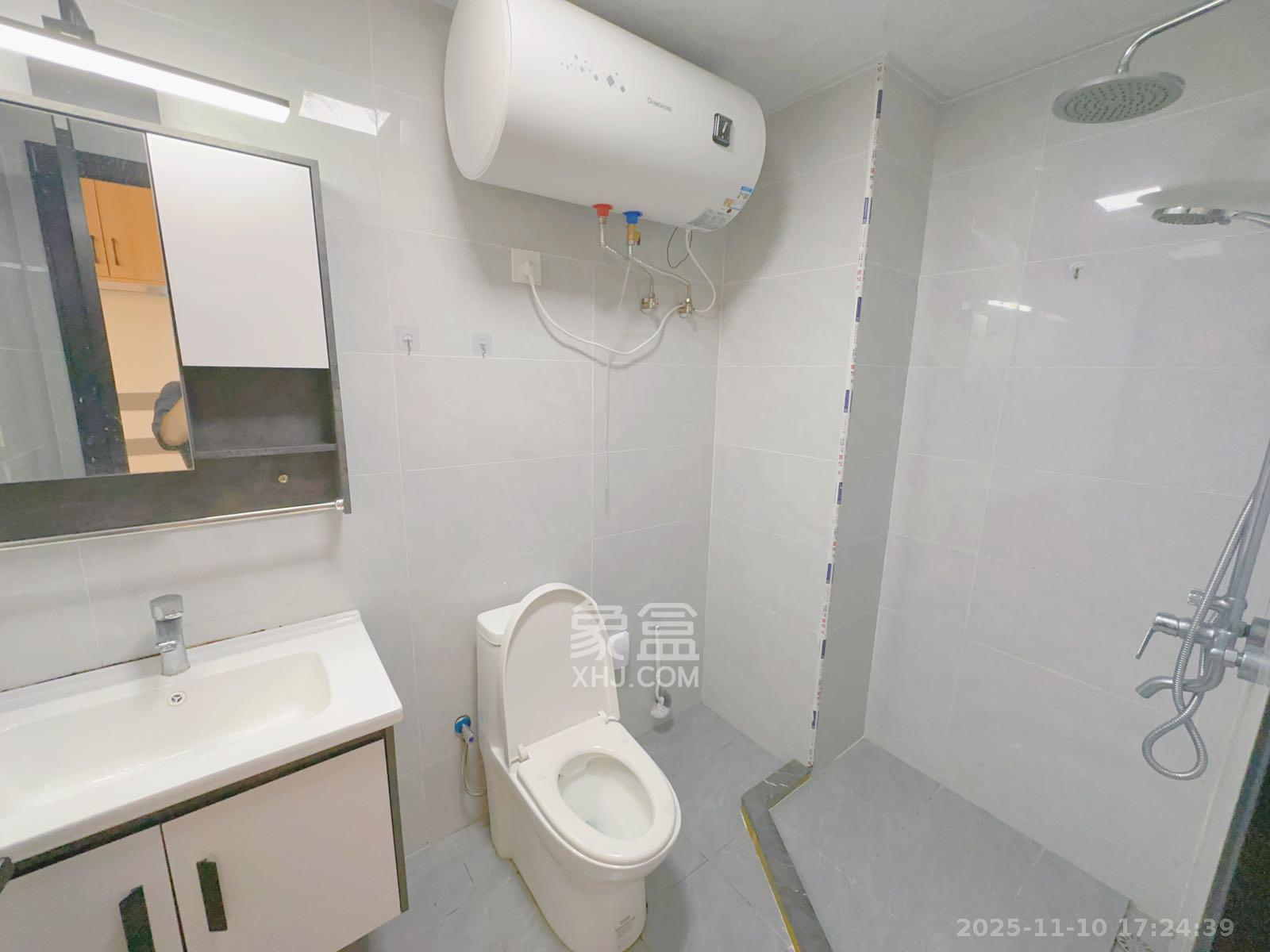 明昇壹城（明昇时代广场）二期  1室1厅1卫    1700.0元/月室内图