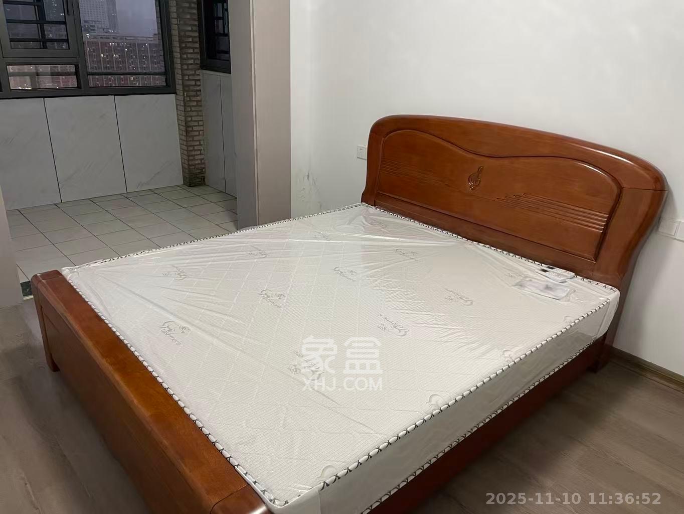 松雅湖畔  1室2厅1卫    2000.0元/月室内图