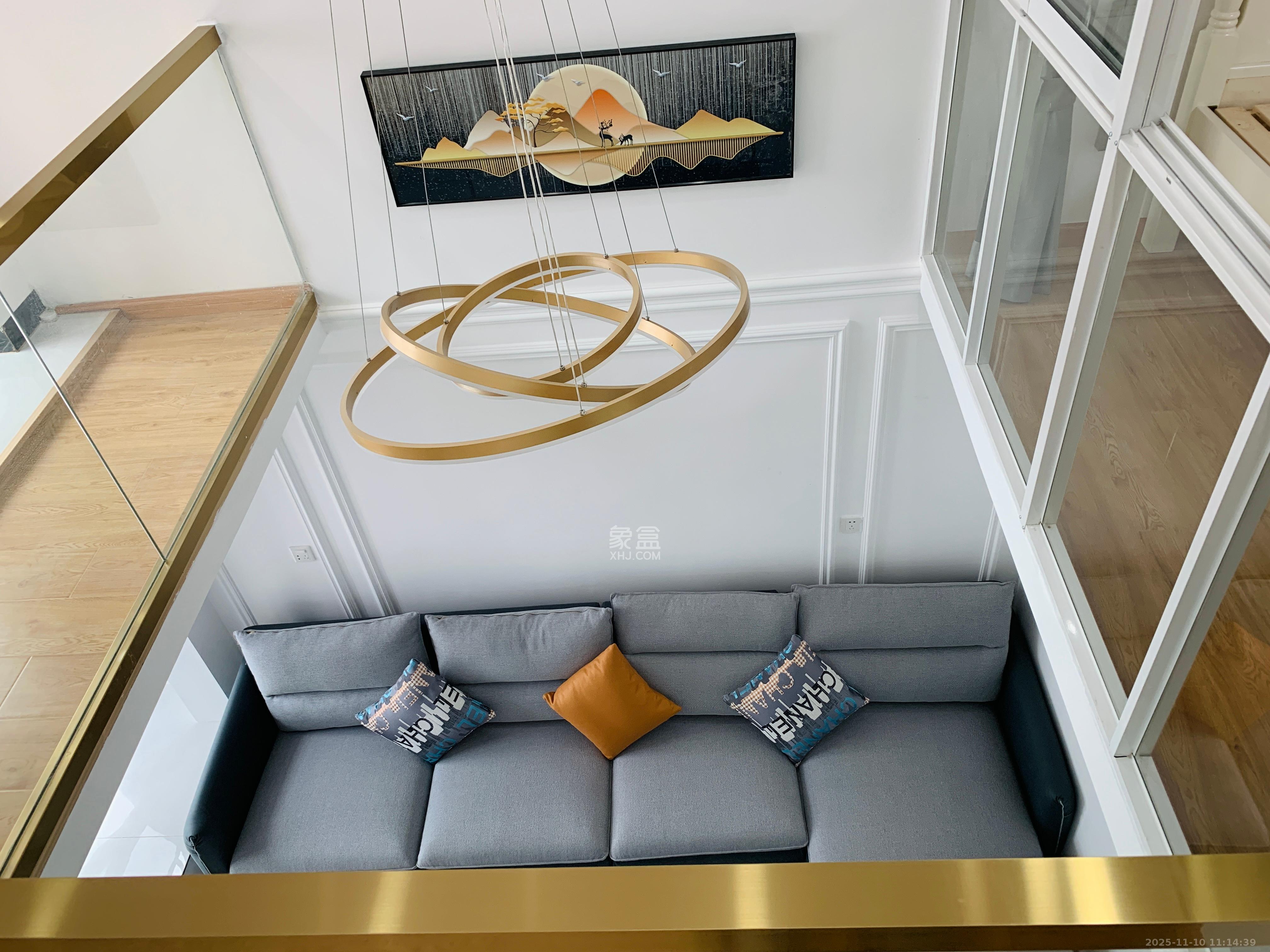 海伦春天  3室2厅2卫    2100.0元/月室内图