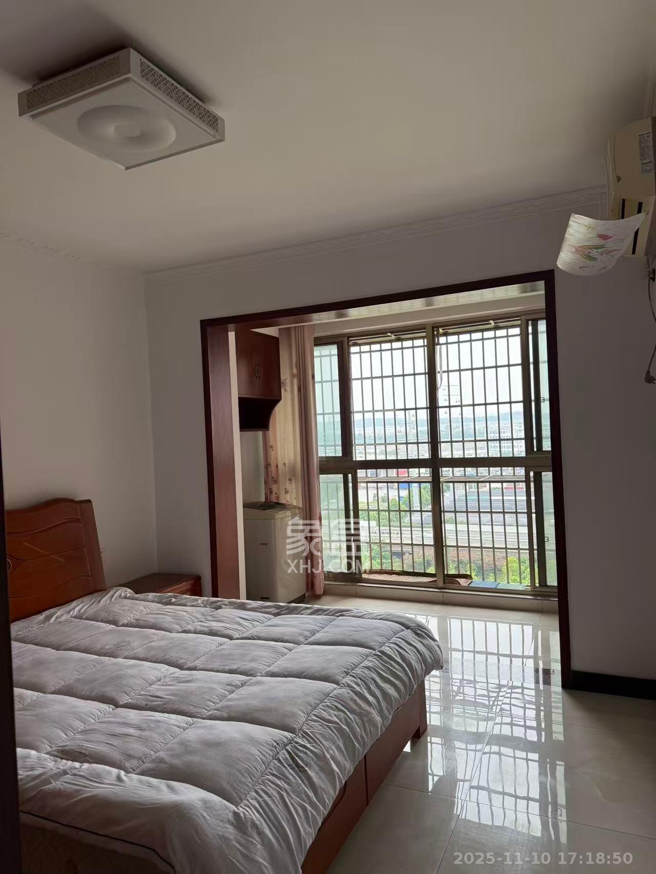 联盟佳苑  3室2厅2卫    1800.0元/月室内图