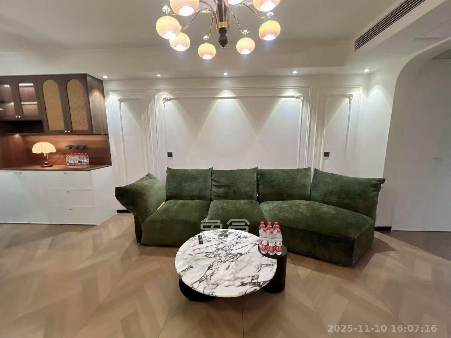 万润时光里   12.85㎡      2000.0元/月室内图