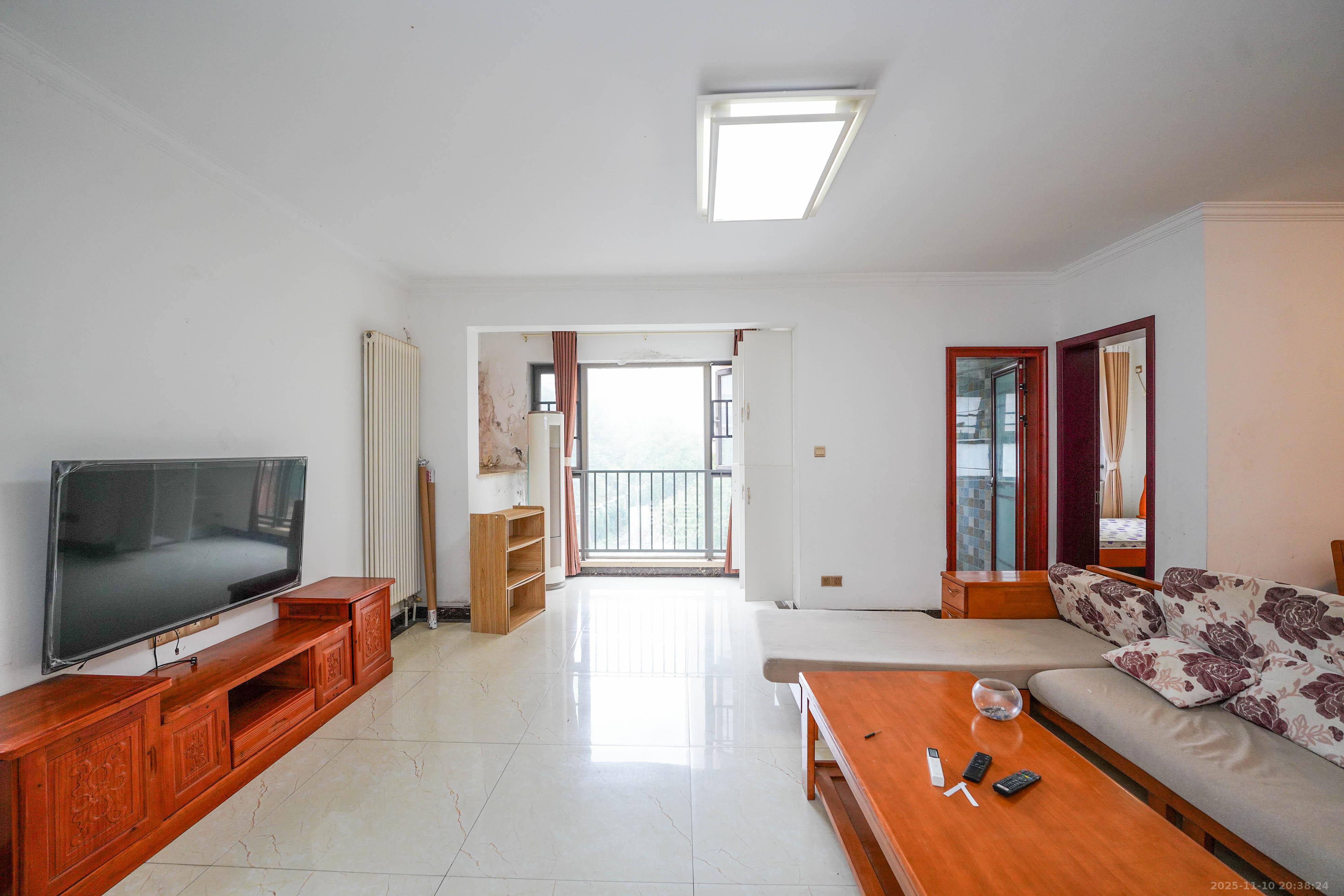 怡海星城  3室2厅1卫    49.0万