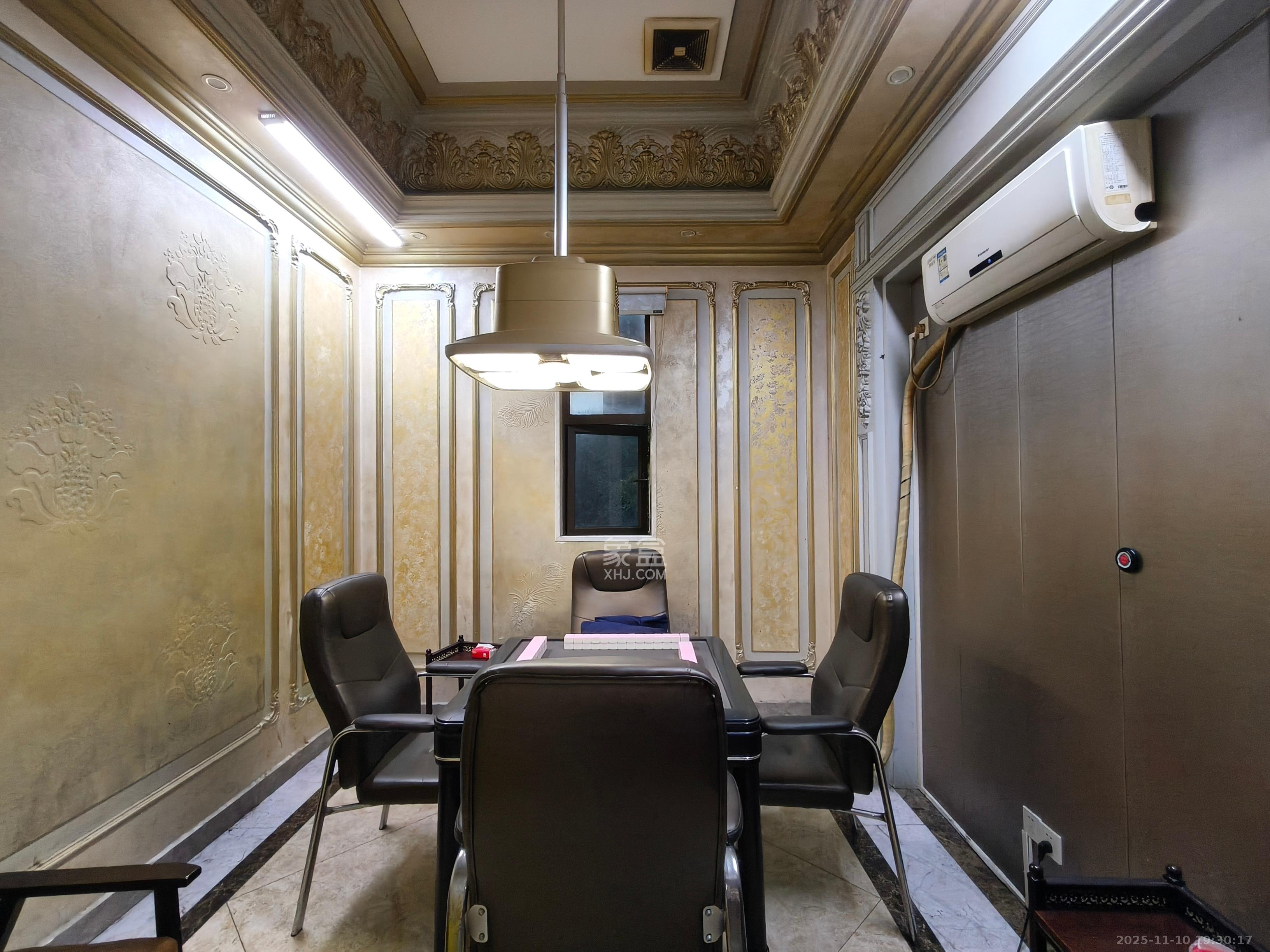 华润置地广场二期   240.0㎡      8500.0元/月室内图