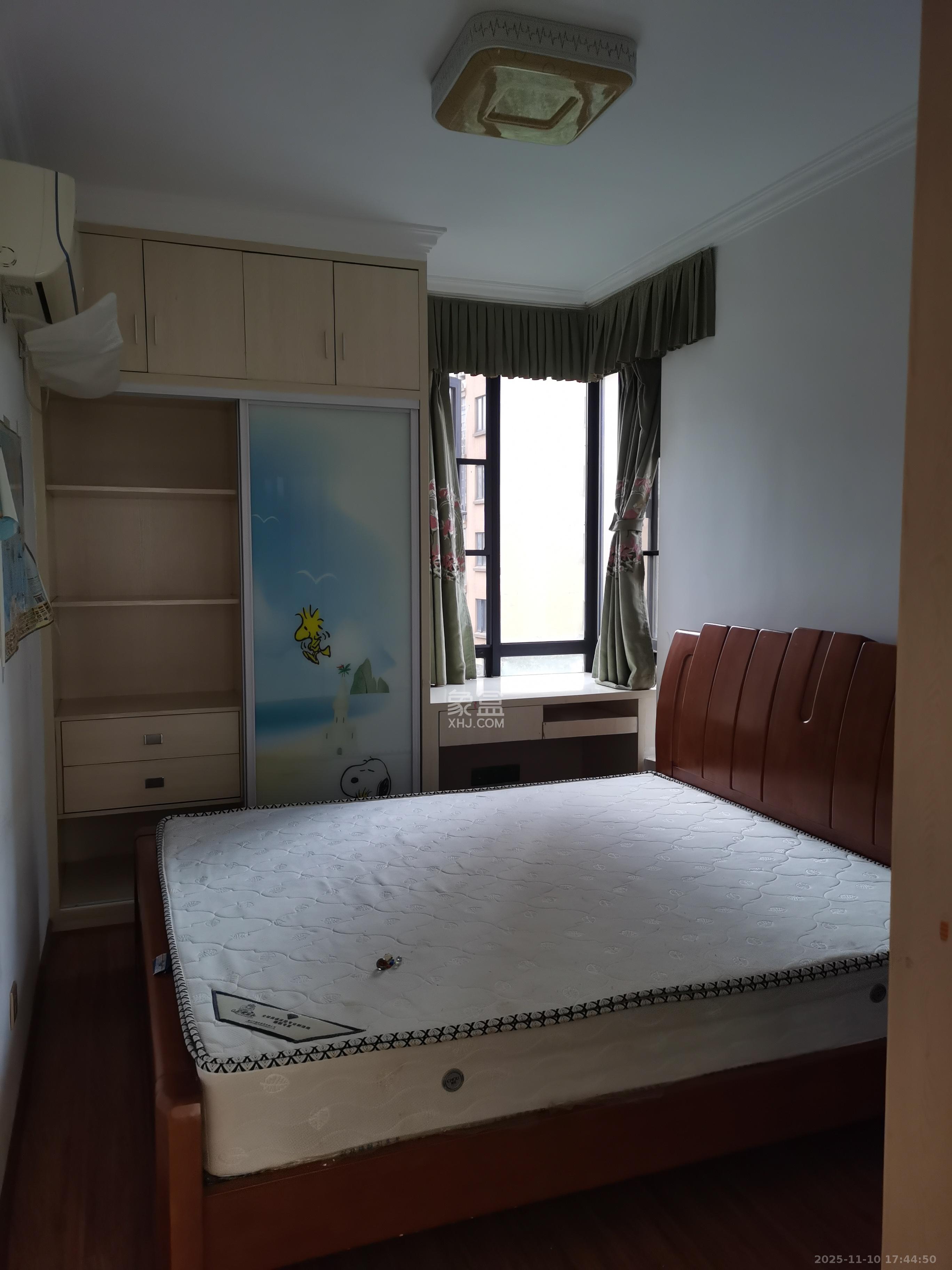 中信凯旋城（中信新城四期）  3室2厅1卫    2100.0元/月室内图