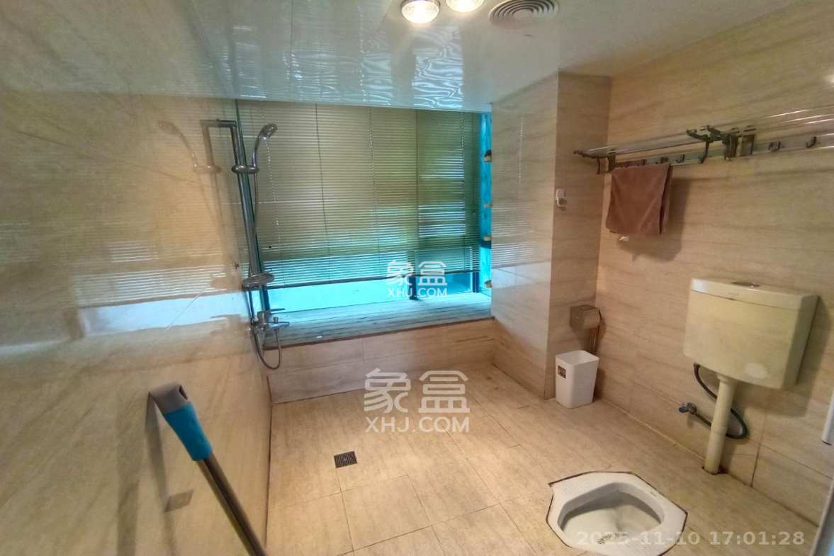 华盛新外滩 4室2厅2卫 4200.0元/月 华盛新外滩 4室2厅2卫 4200.0元/月室内图