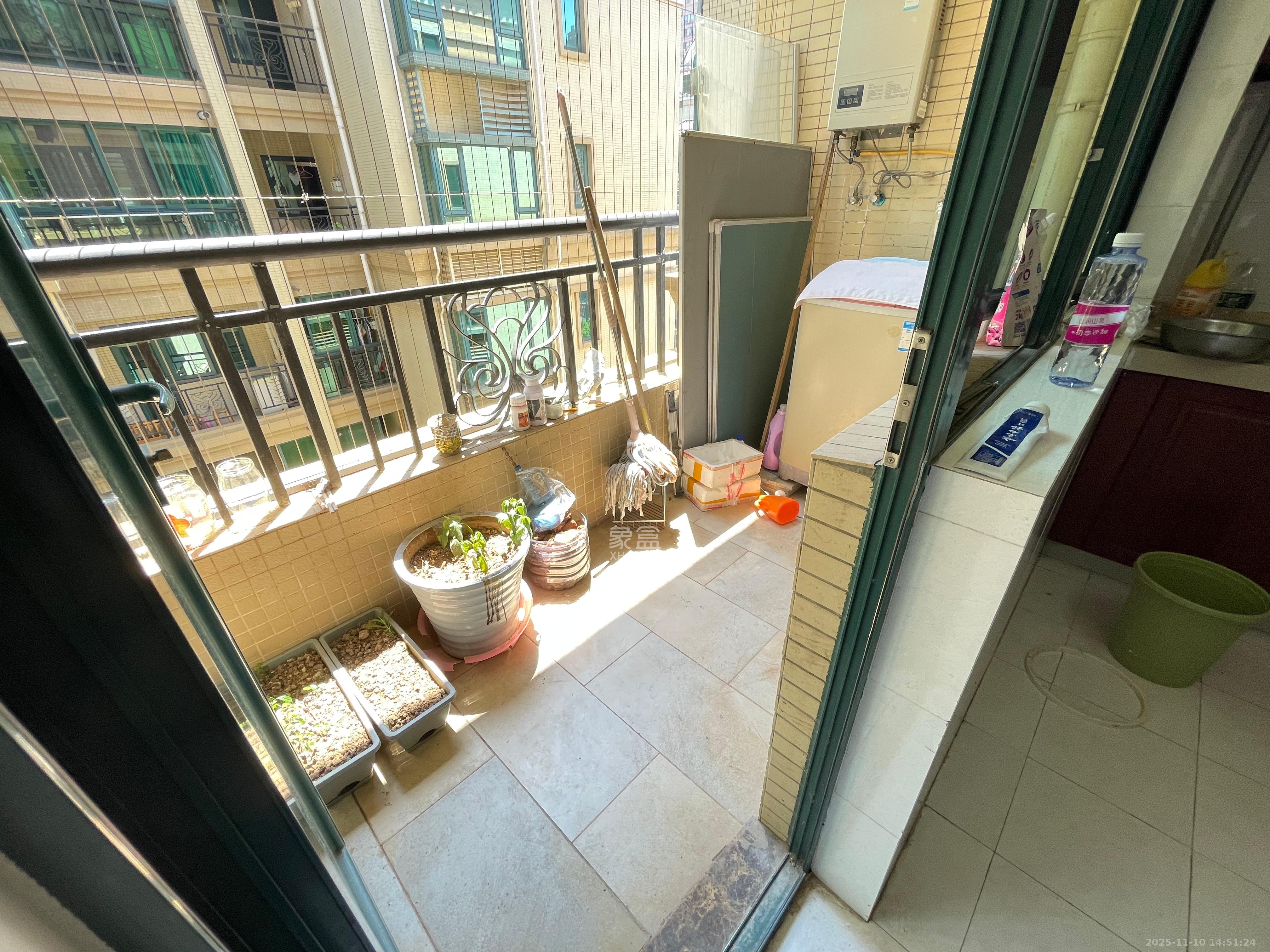 恒大名都 3室2厅2卫 1800.0元/月 恒大名都 3室2厅2卫 1800.0元/月室内图