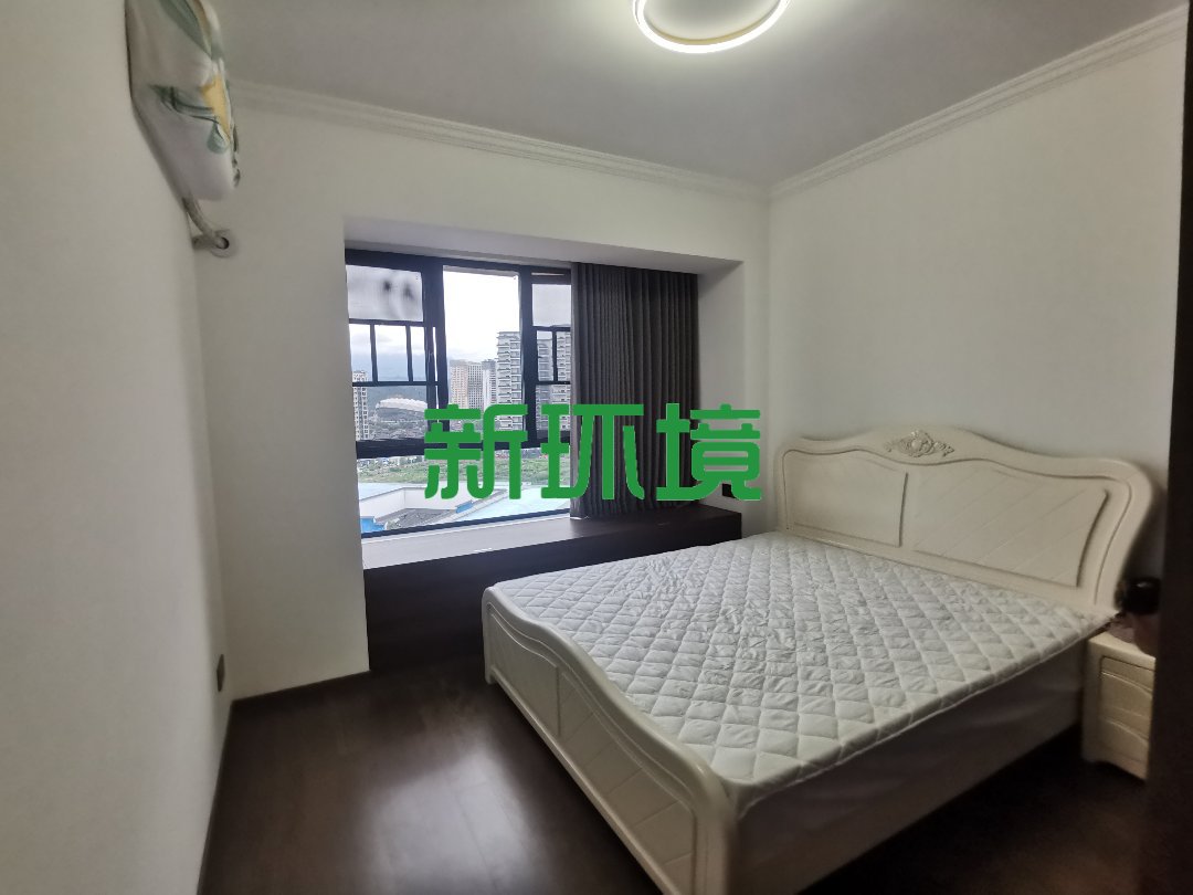 昊天珑璟湾 3室2厅2卫 1800.0元/月 昊天珑璟湾 3室2厅2卫 1800.0元/月室内图