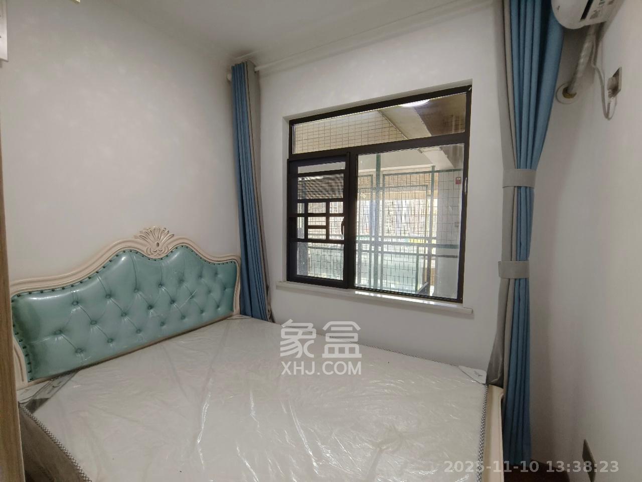 乾源国际  3室2厅2卫    2000.0元/月室内图