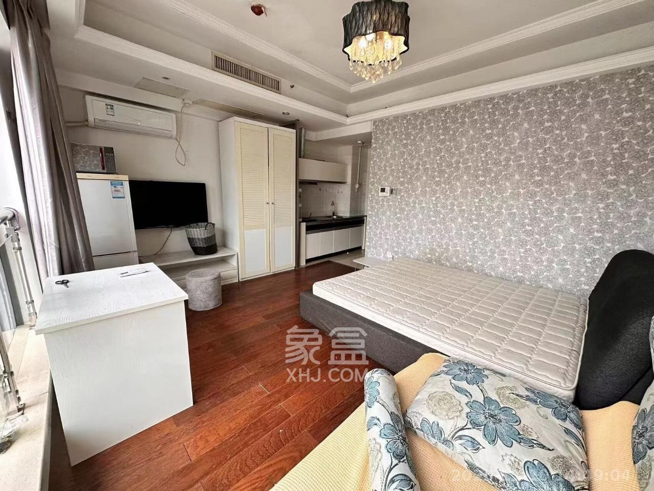 壹号公馆  1室1厅1卫    2200.0元/月室内图