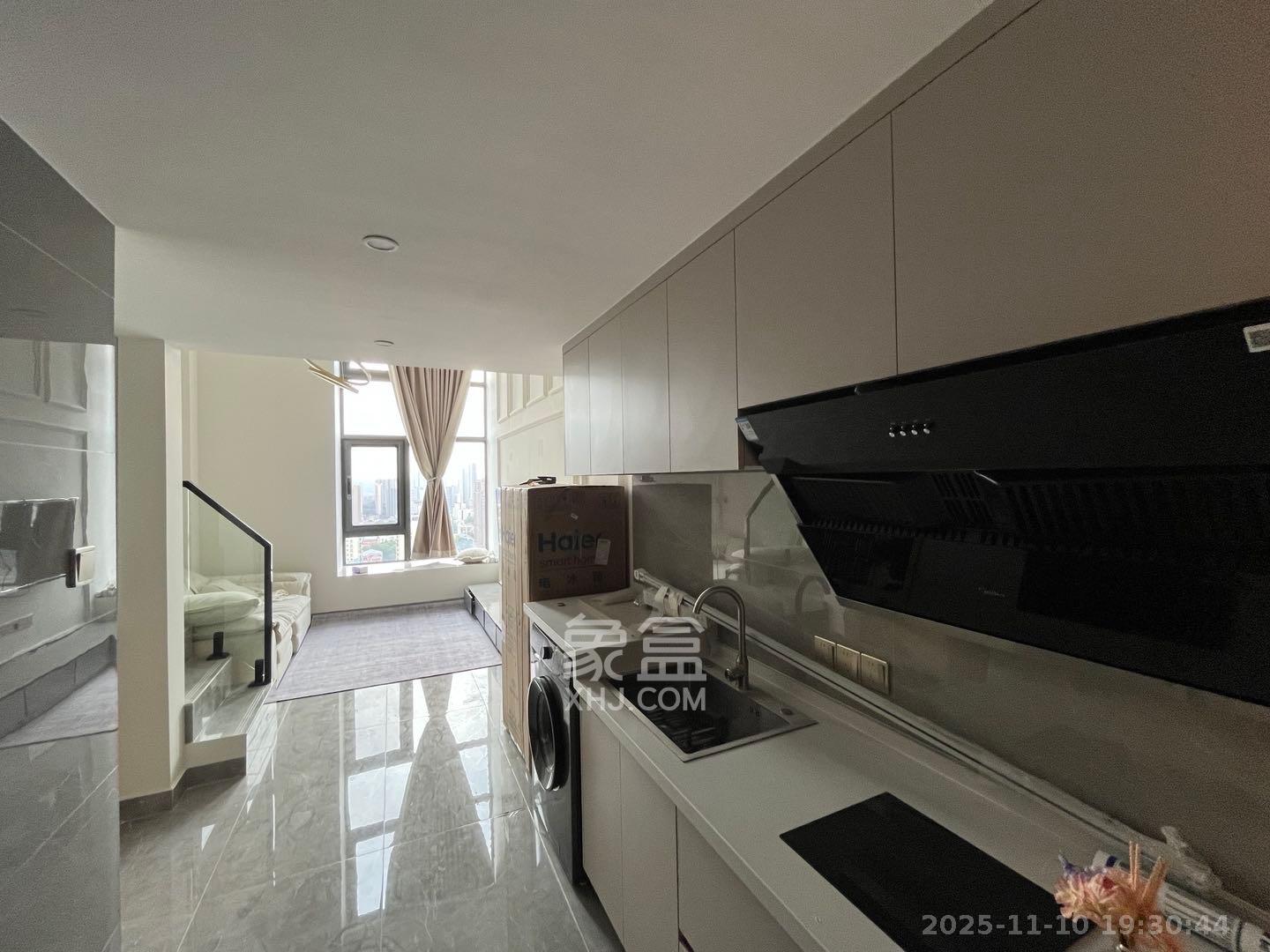 时代MOMA云PARK 1室0厅0卫 2600.0元/月 时代MOMA云PARK 1室0厅0卫 2600.0元/月室内图