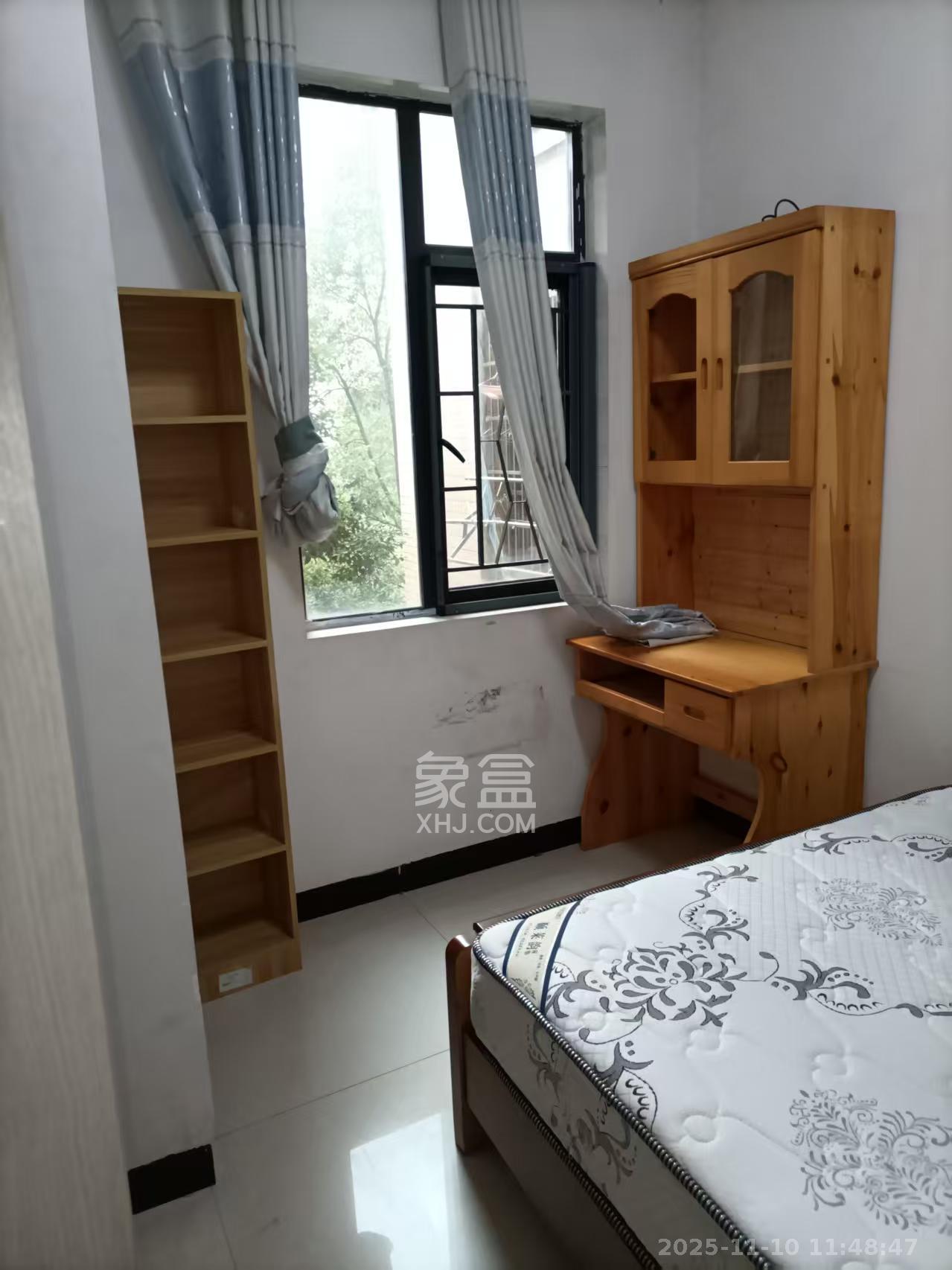 天元涉外景园B区 3室2厅2卫 2400.0元/月 天元涉外景园B区 3室2厅2卫 2400.0元/月室内图