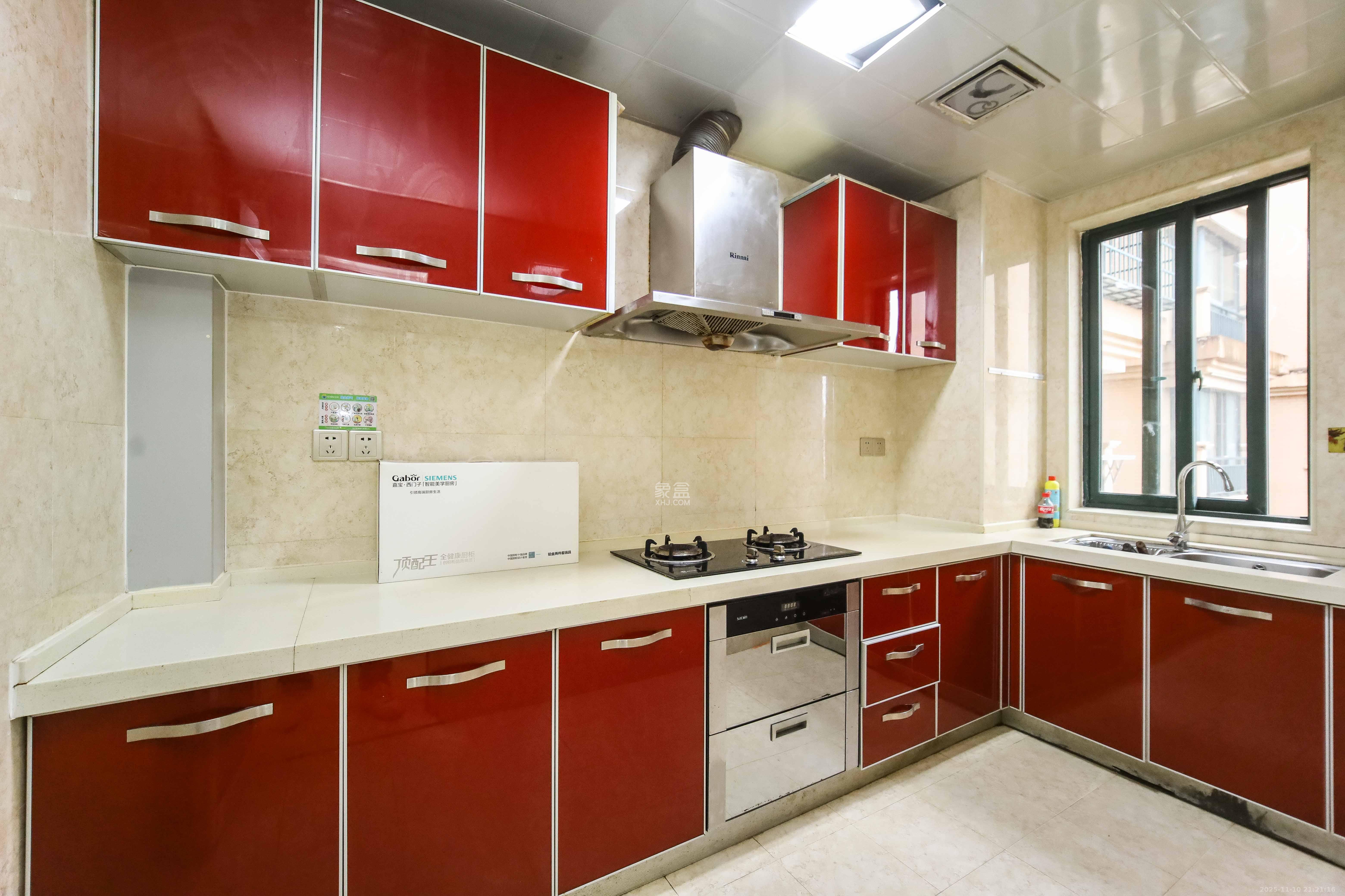 东玺门  2室1厅1卫    71.88万厨房