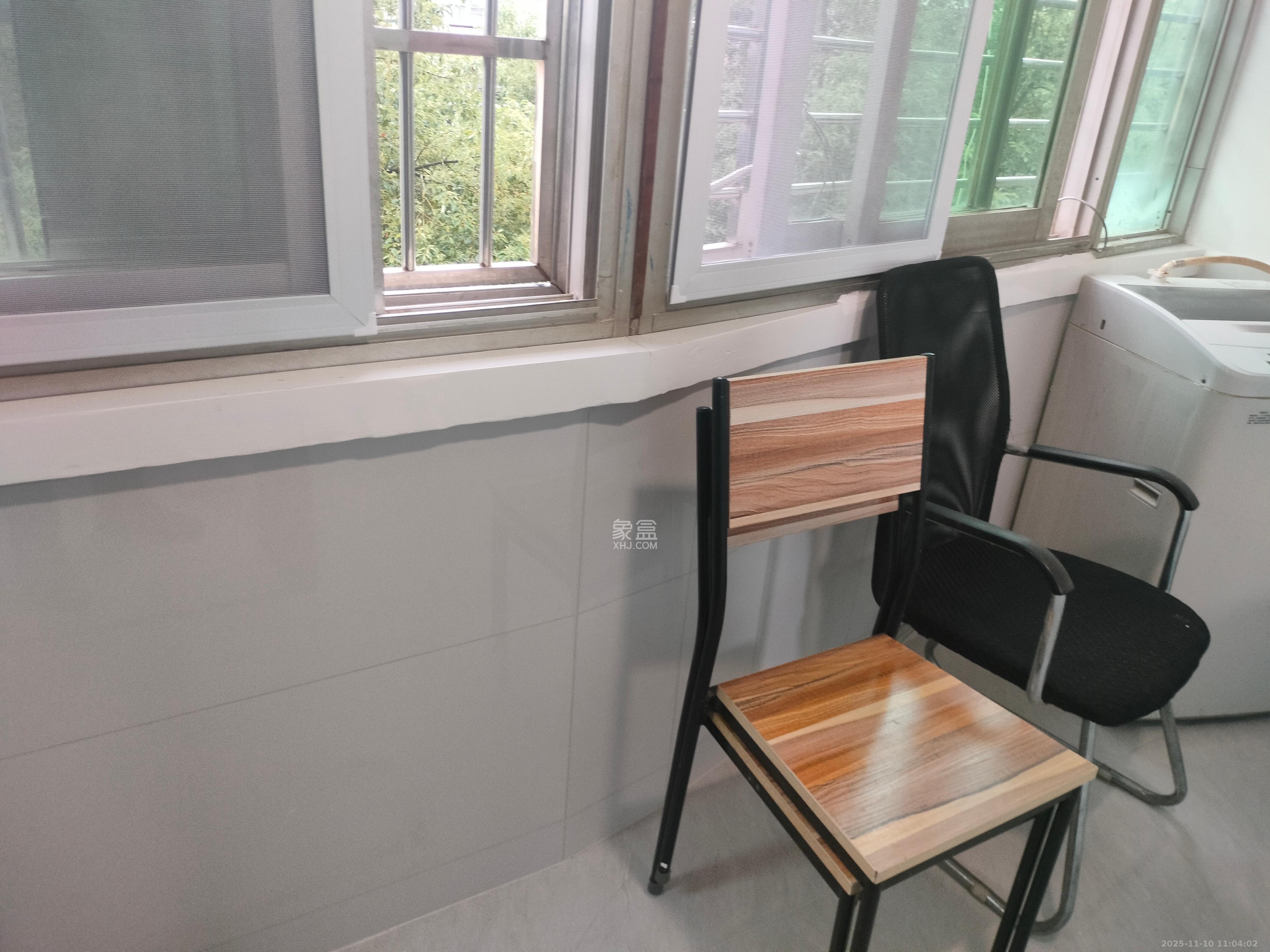 涂家冲社区（涂新小区、农商银行宿舍）  2室1厅1卫    1700.0元/月室内图