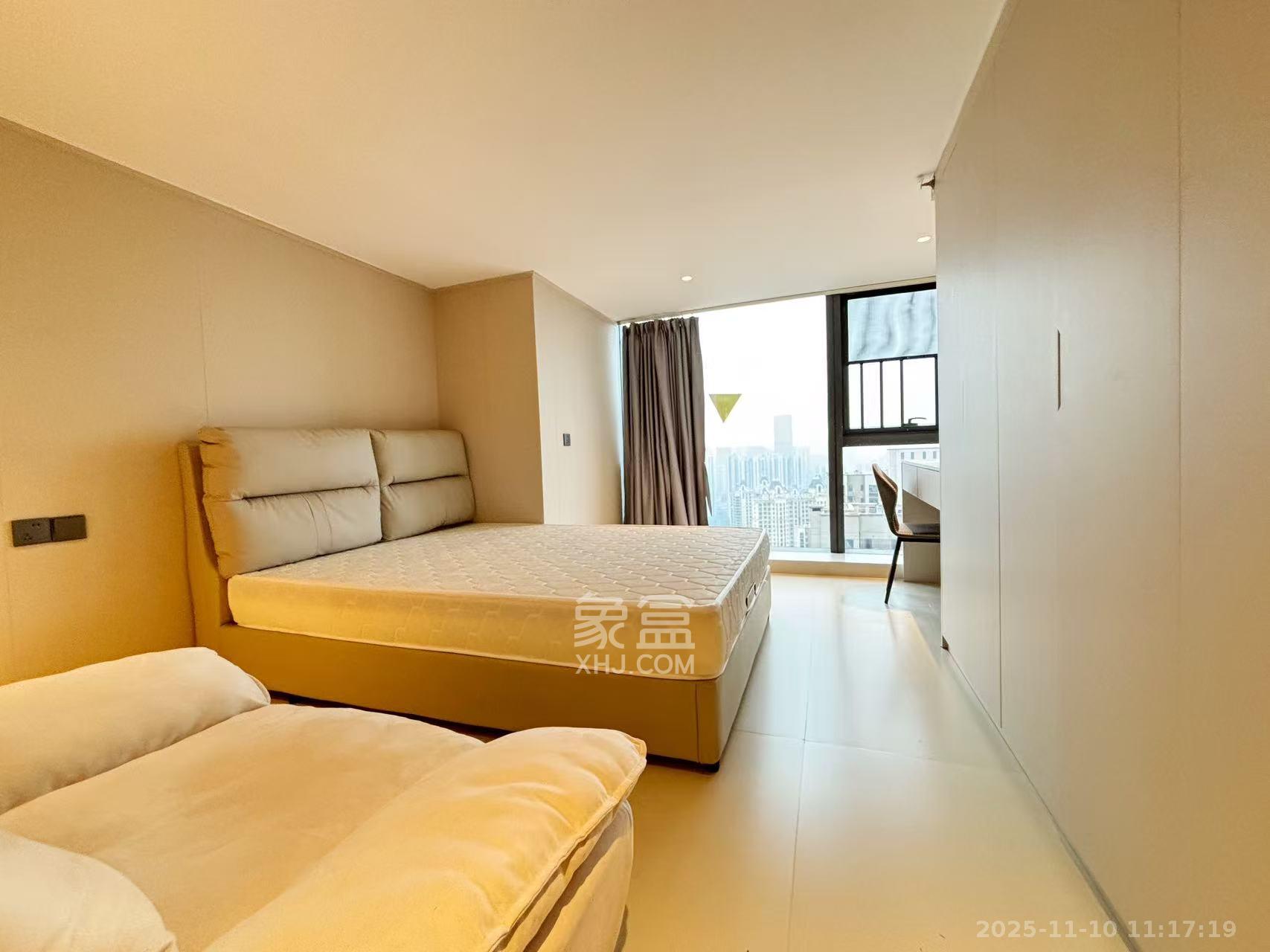 卓越中寰  1室1厅1卫    1650.0元/月