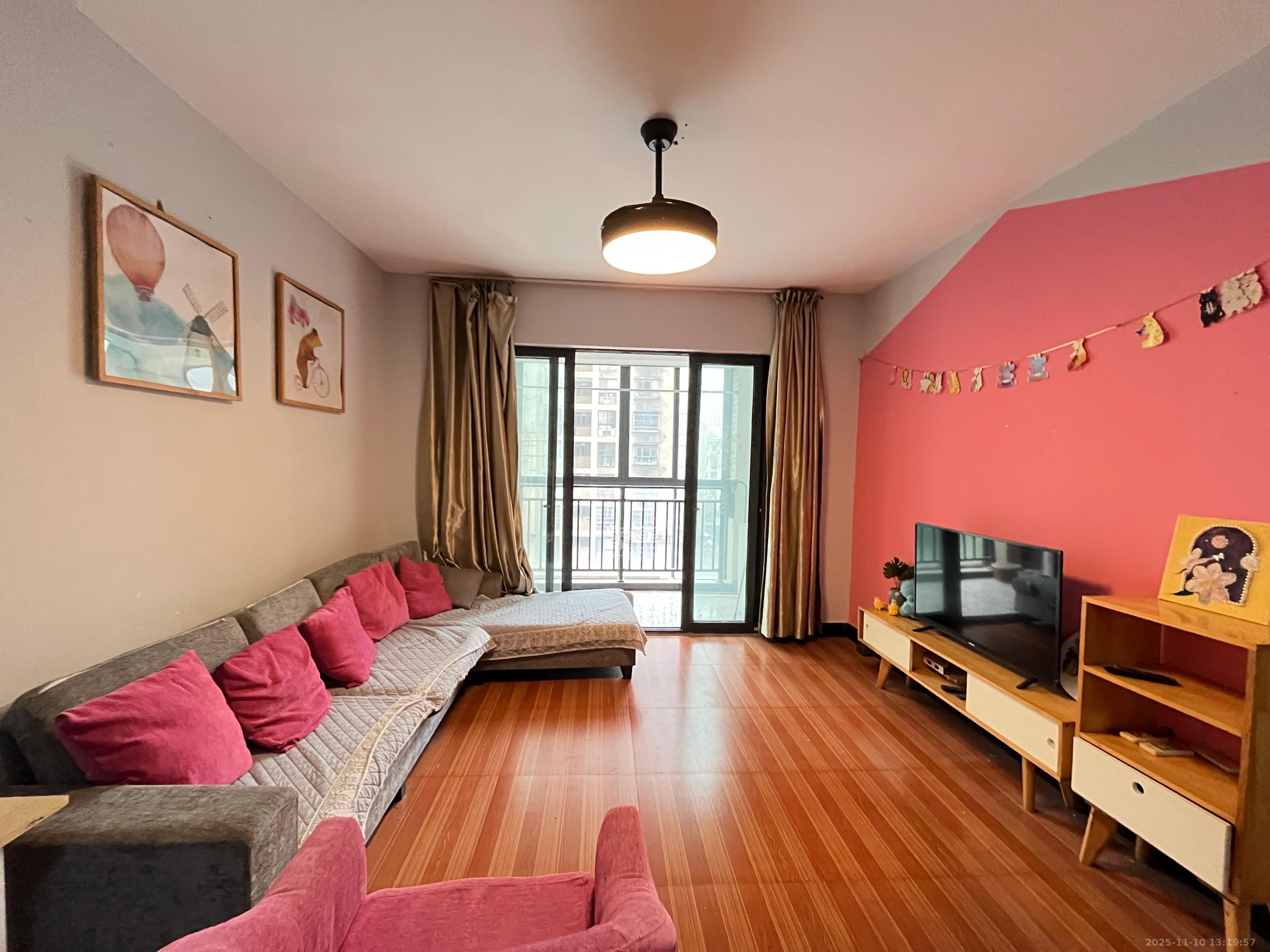 天骄福邸  2室2厅1卫    2500.0元/月