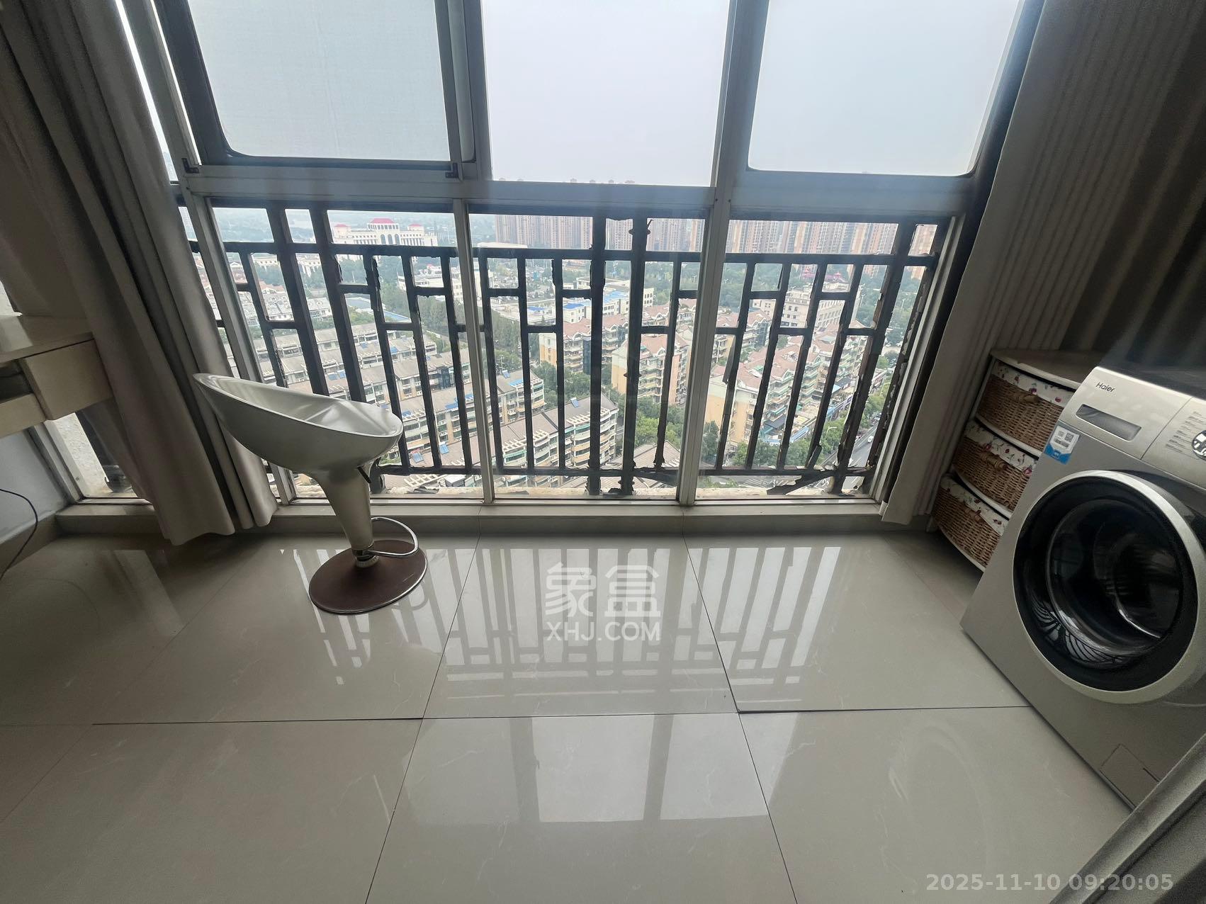 顺天黄金海岸  2室1厅1卫    2300.0元/月室内图