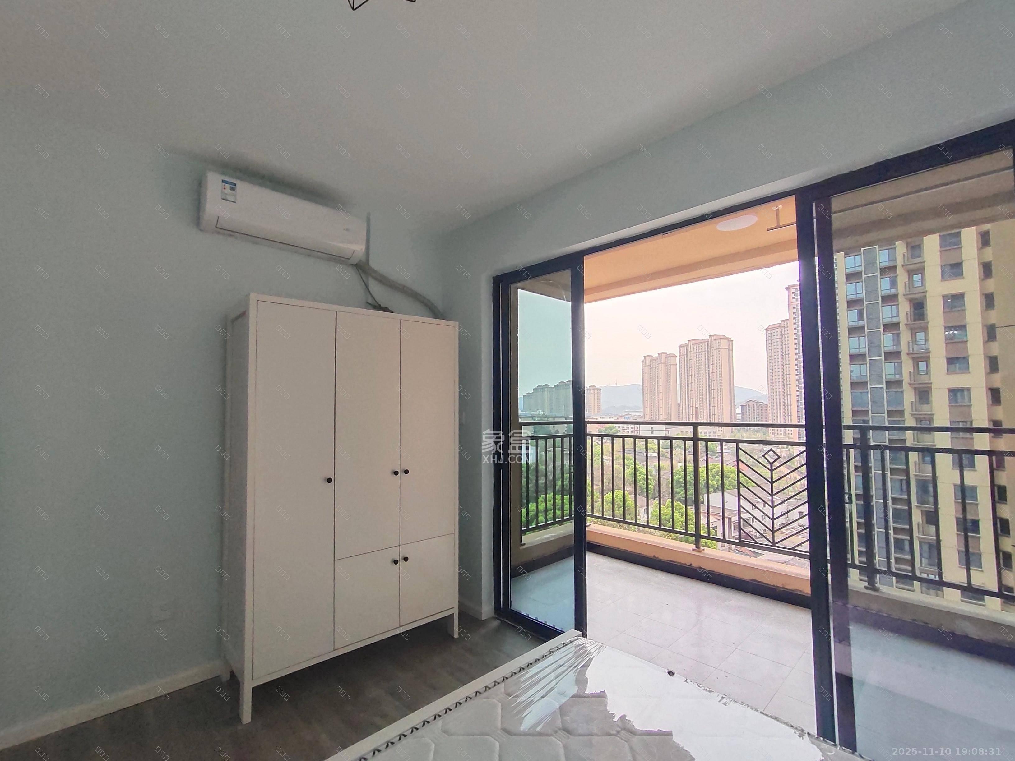 振业城三期 1室0厅0卫 980.0元/月 振业城三期 1室0厅0卫 980.0元/月室内图