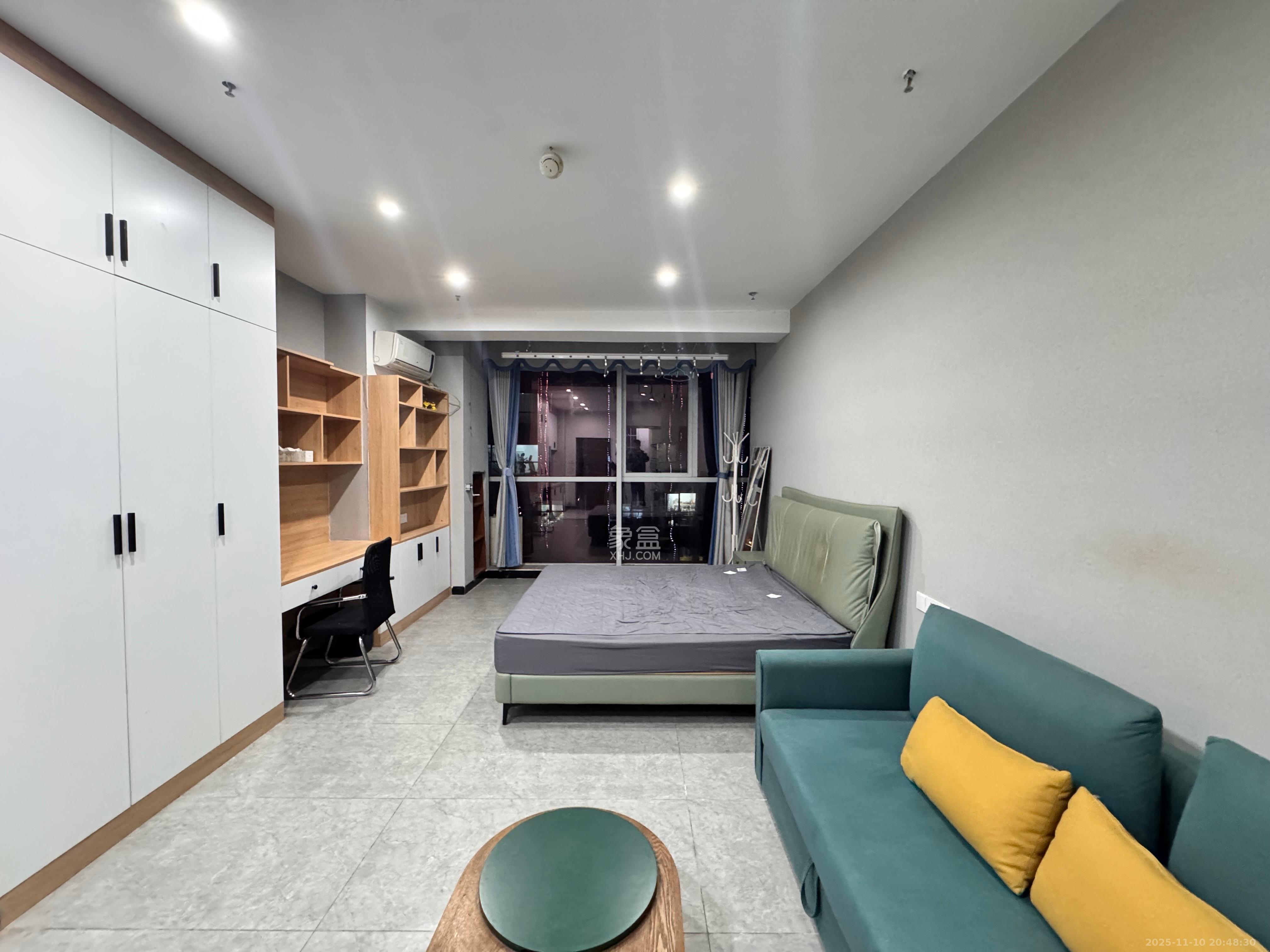 奥克斯滨仕花园(奥克斯洋湖广场/奥克斯中心) 1室1厅1卫 1500.0元/月 奥克斯滨仕花园(奥克斯洋湖广场/奥克斯中心) 1室1厅1卫 1500.0元/月室内图