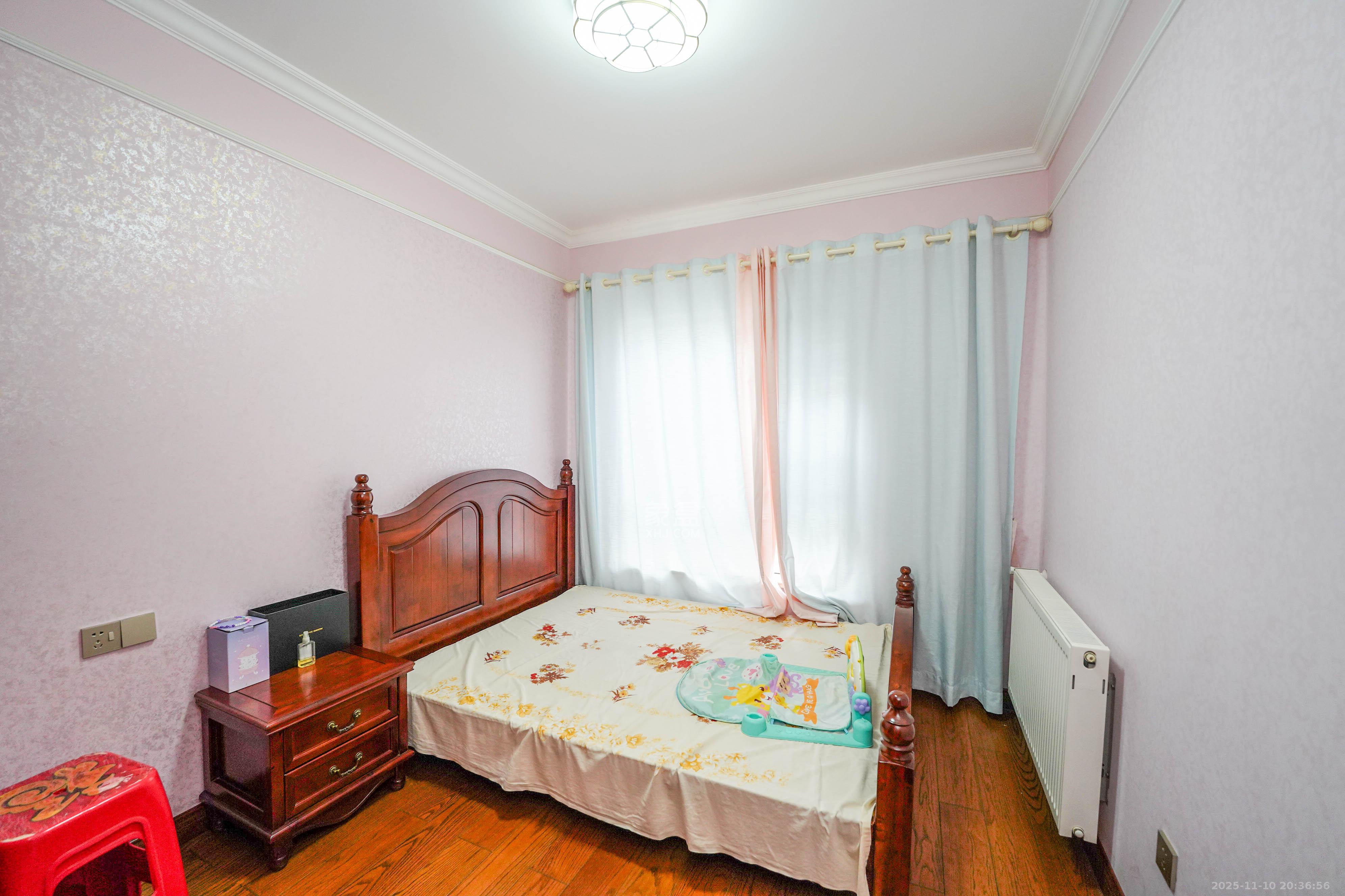 五矿紫湖香醍 4室2厅2卫 99.8万 五矿紫湖香醍 4室2厅2卫 99.8万卧室