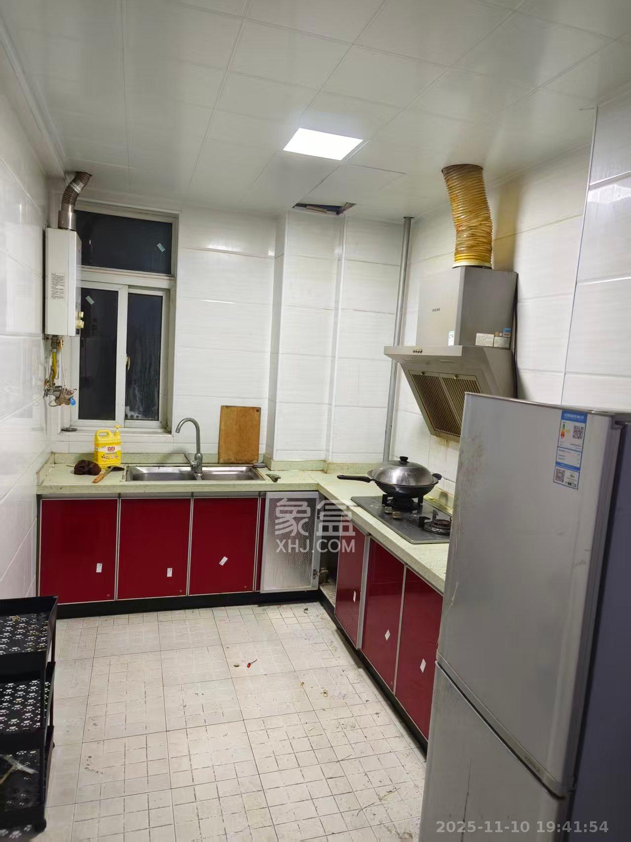 谷山乐园二期 1室2厅1卫 1700.0元/月 谷山乐园二期 1室2厅1卫 1700.0元/月室内图