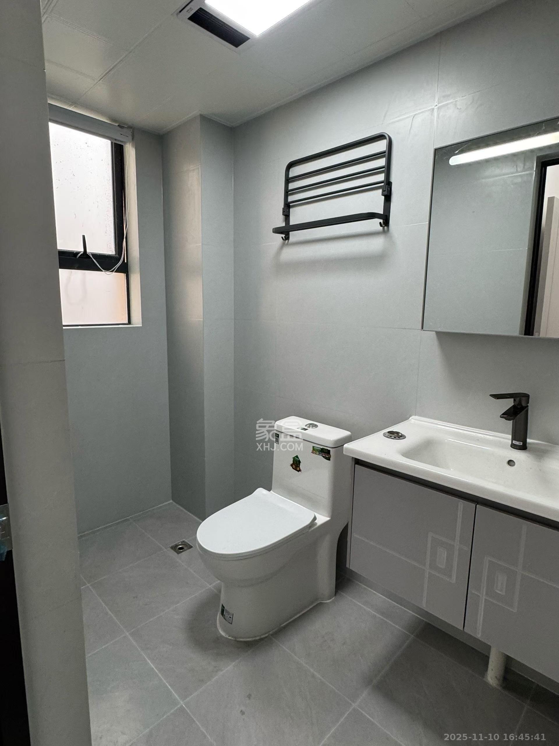 伊景园滨河苑  3室1厅1卫    2300.0元/月室内图