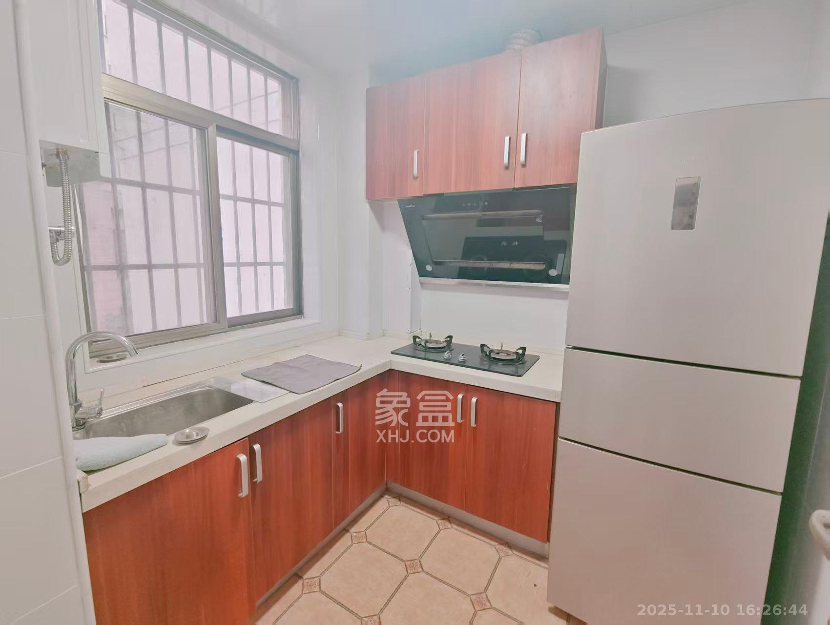 吉祥苑  2室1厅1卫    2800.0元/月室内图