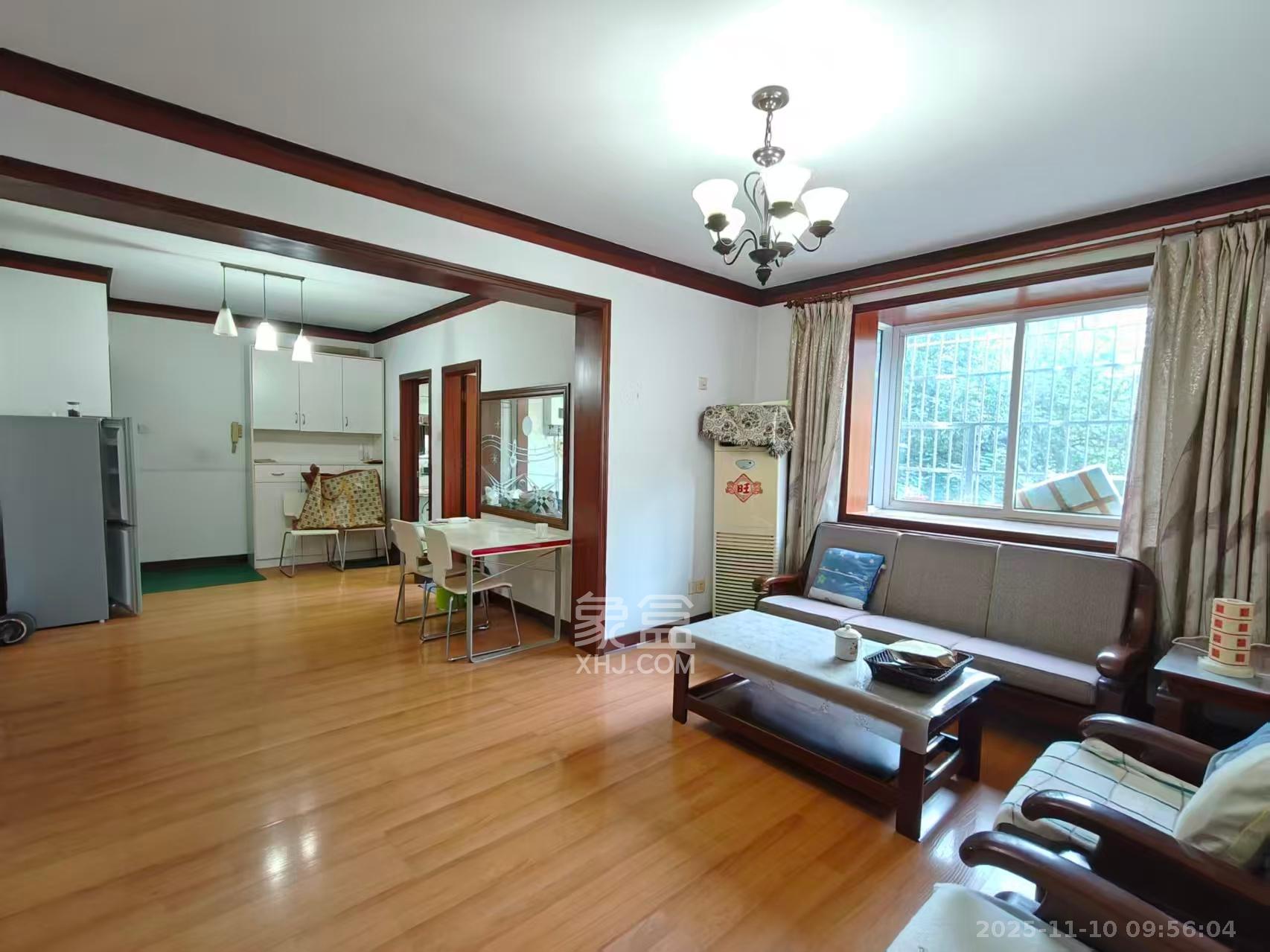 森宇佳园  2室1厅1卫    2000.0元/月