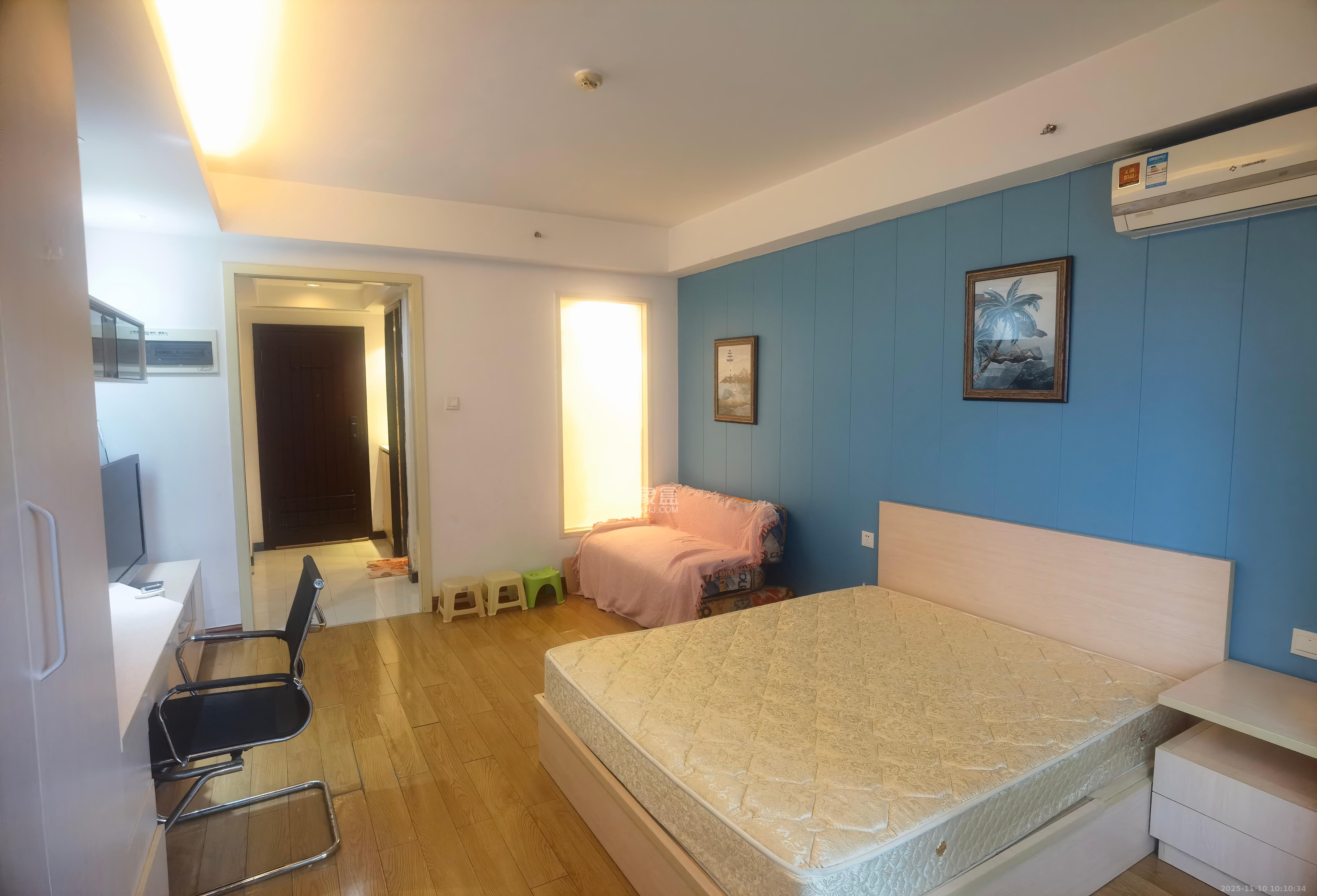 融科檀香山（融科紫檀、香山国际）  1室1厅1卫    1700.0元/月室内图