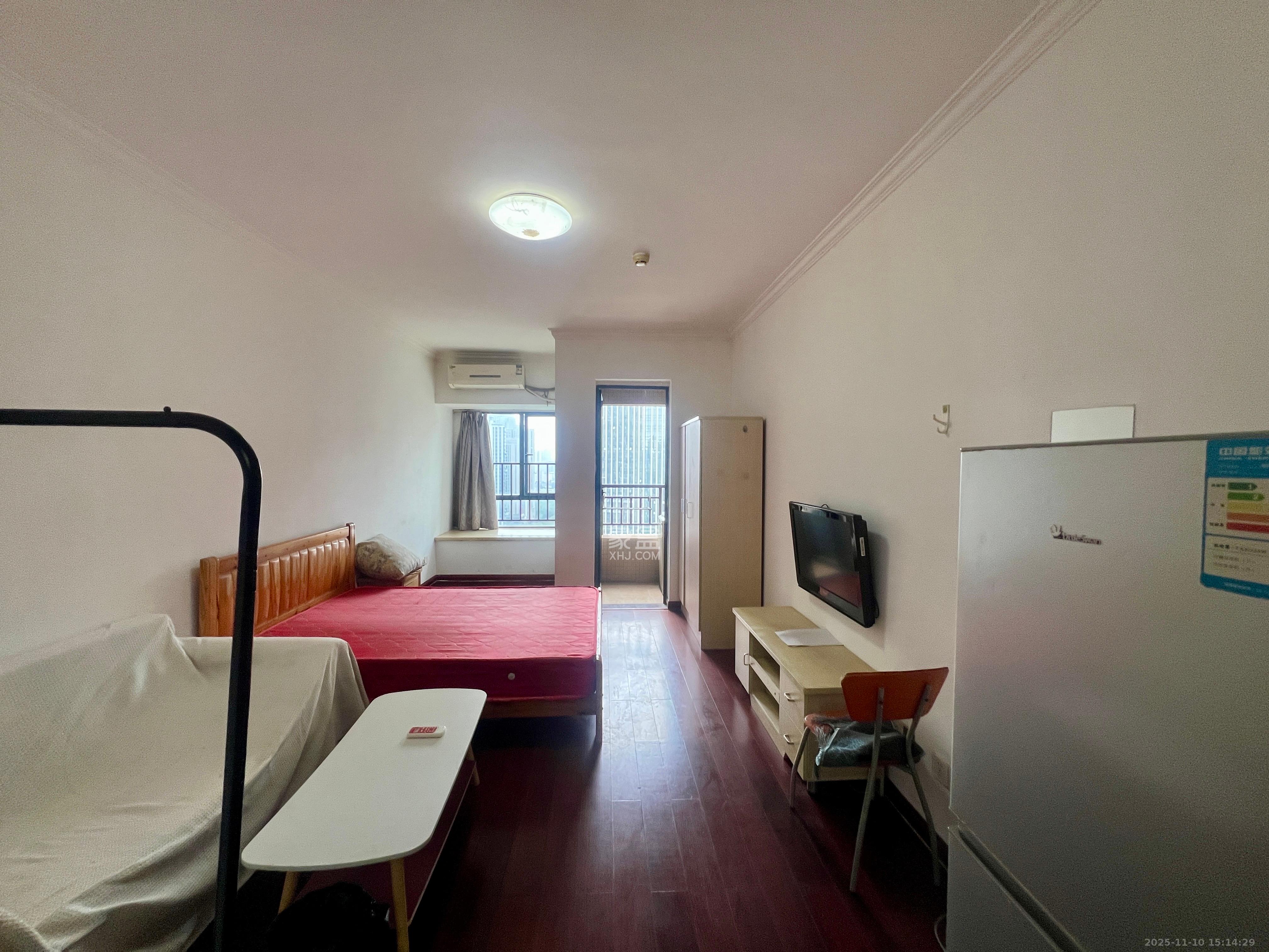 香樟兰亭（朗峰苑）  1室1厅1卫    1300.0元/月室内图