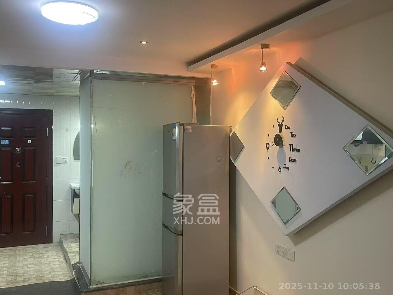 他城(天鸿时代公寓) 1室1厅1卫 1300.0元/月 他城(天鸿时代公寓) 1室1厅1卫 1300.0元/月室内图