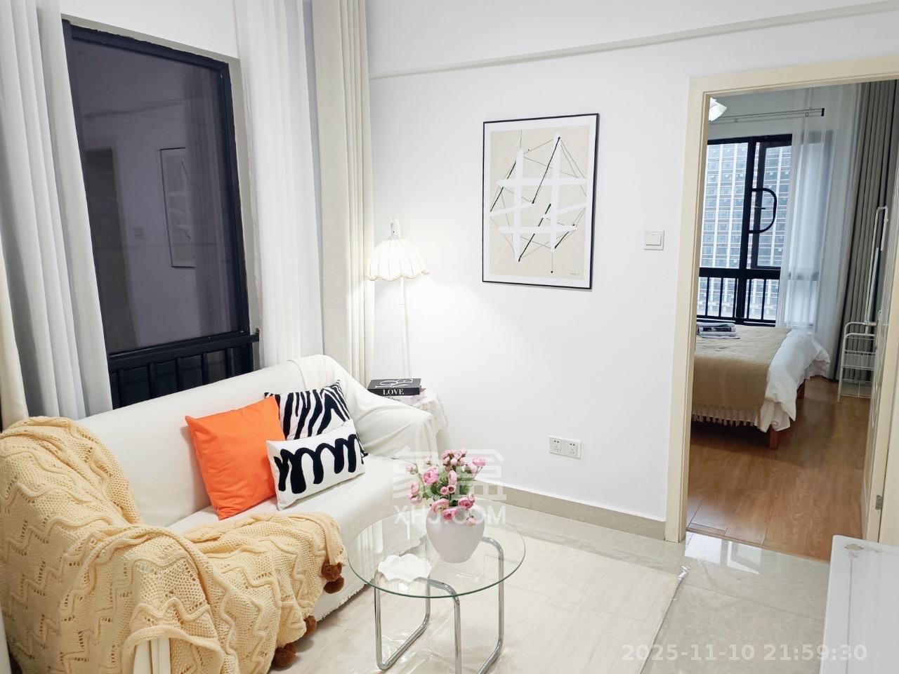 达美D6区  1室1厅1卫    1800.0元/月室内图