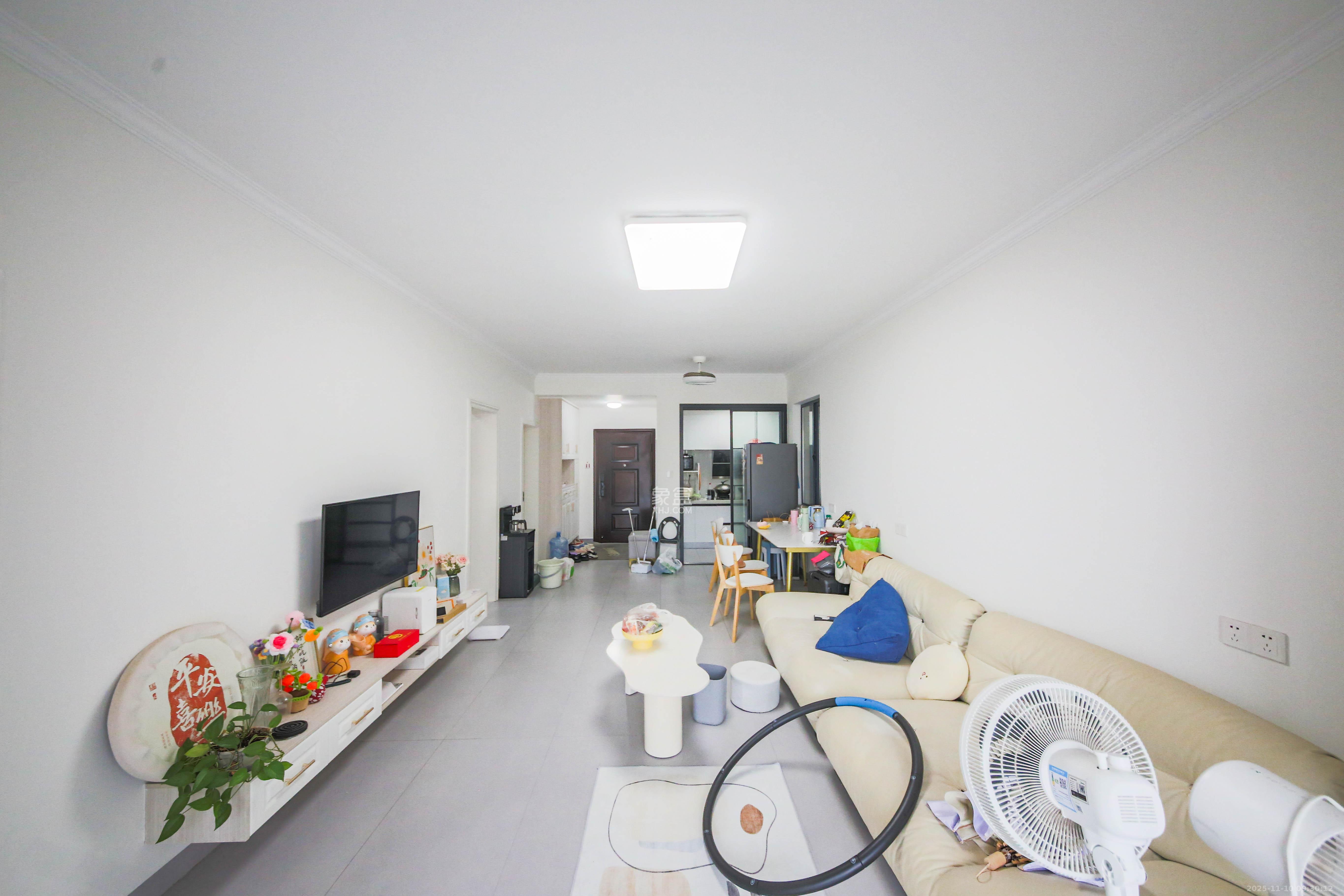 中南红领邦（红星嘉和苑）  3室2厅1卫    85.0万