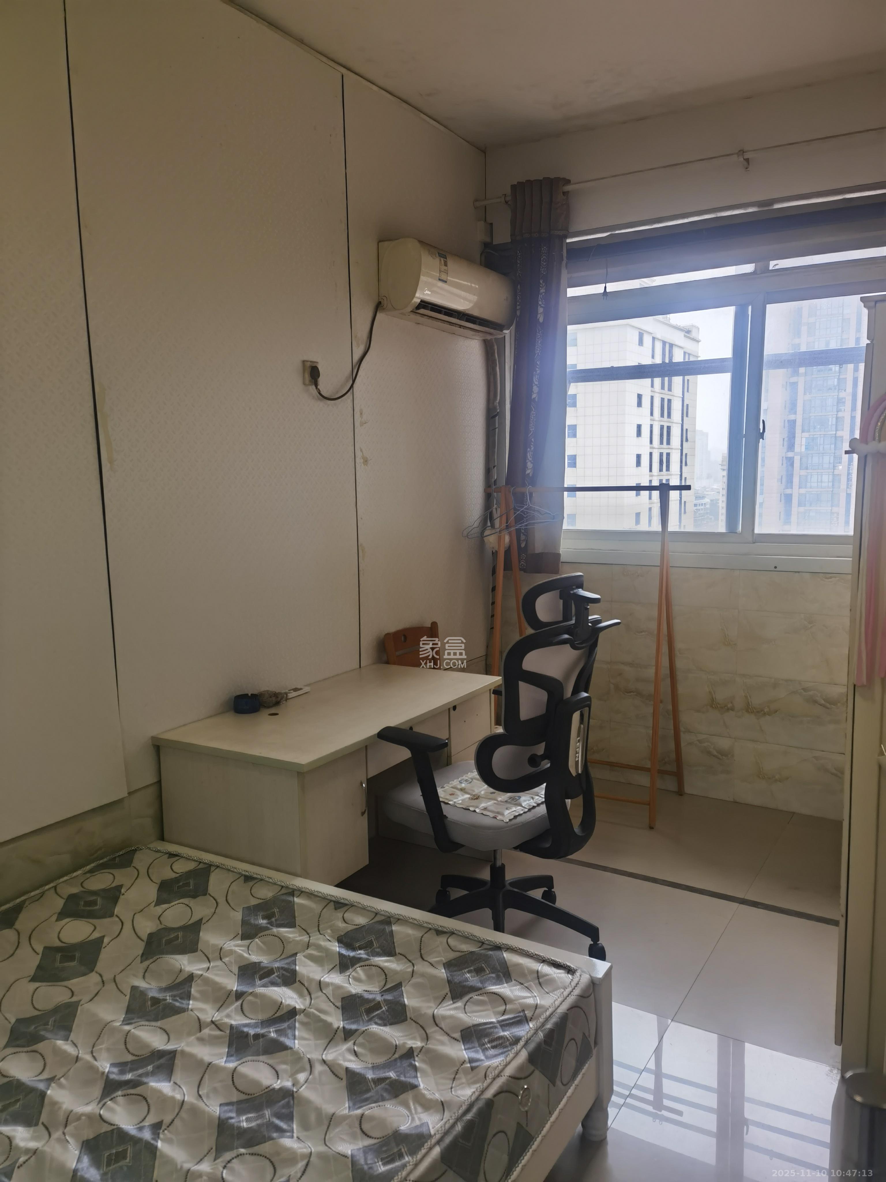 湘聚大厦  1室1厅1卫    1400.0元/月室内图