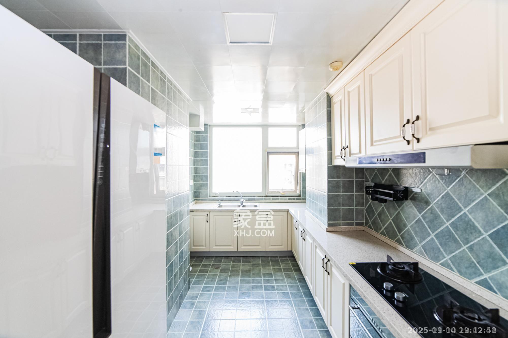 北辰三角洲E5区  4室2厅2卫    3700.0元/月室内图