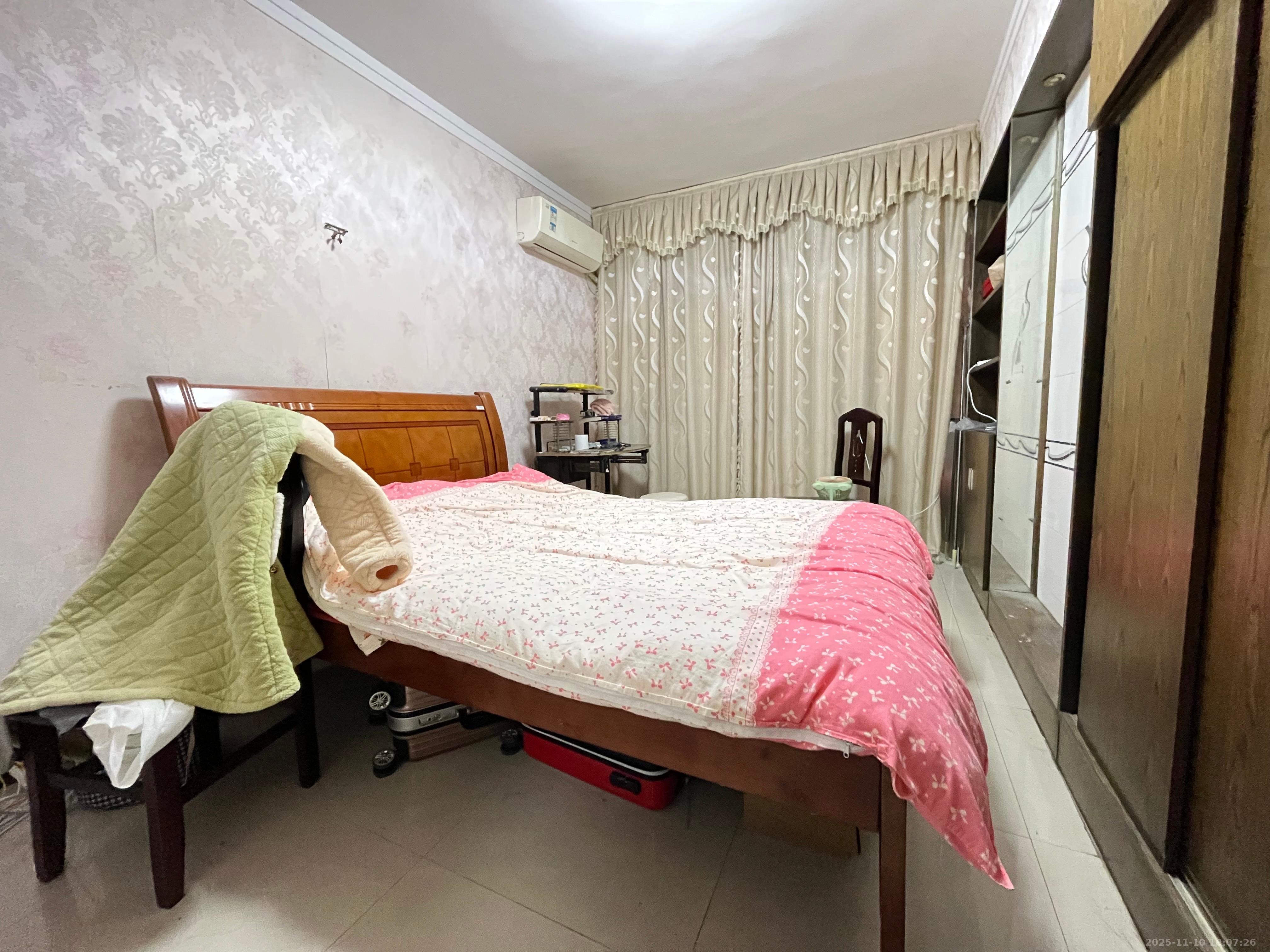 留芳里散盘  2室1厅1卫    1600.0元/月室内图