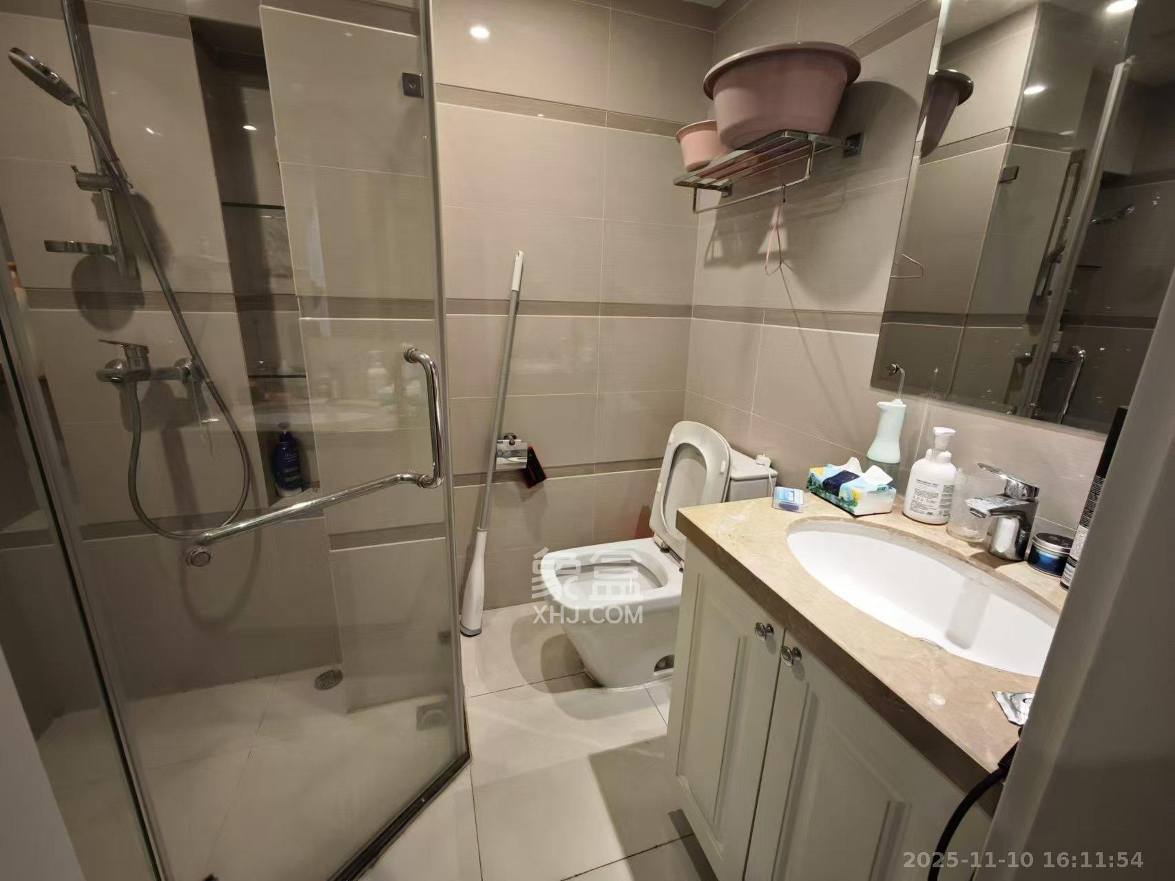 梅溪湖金茂府（金茂广场）（金茂览秀城）  3室2厅2卫    4800.0元/月室内图