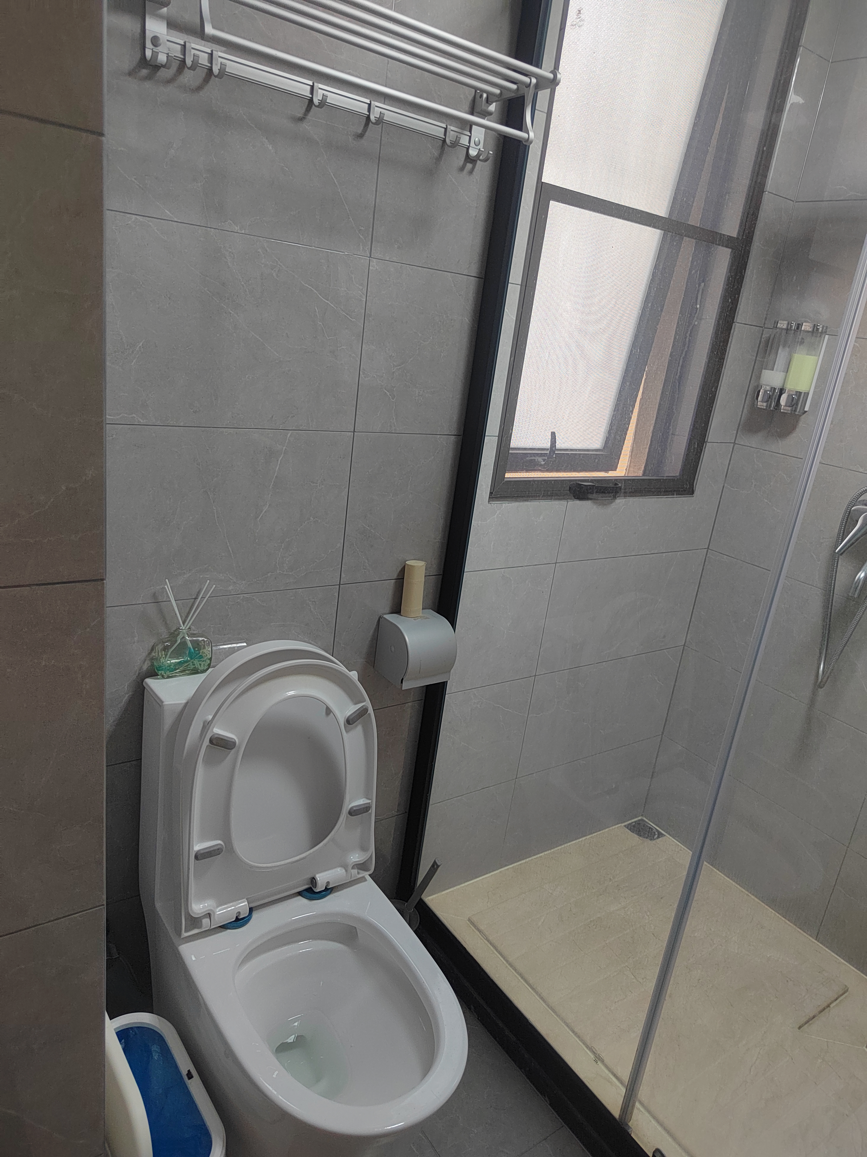 绿地城骏园 3室2厅1卫 128.0万 绿地城骏园 3室2厅1卫 128.0万室内图