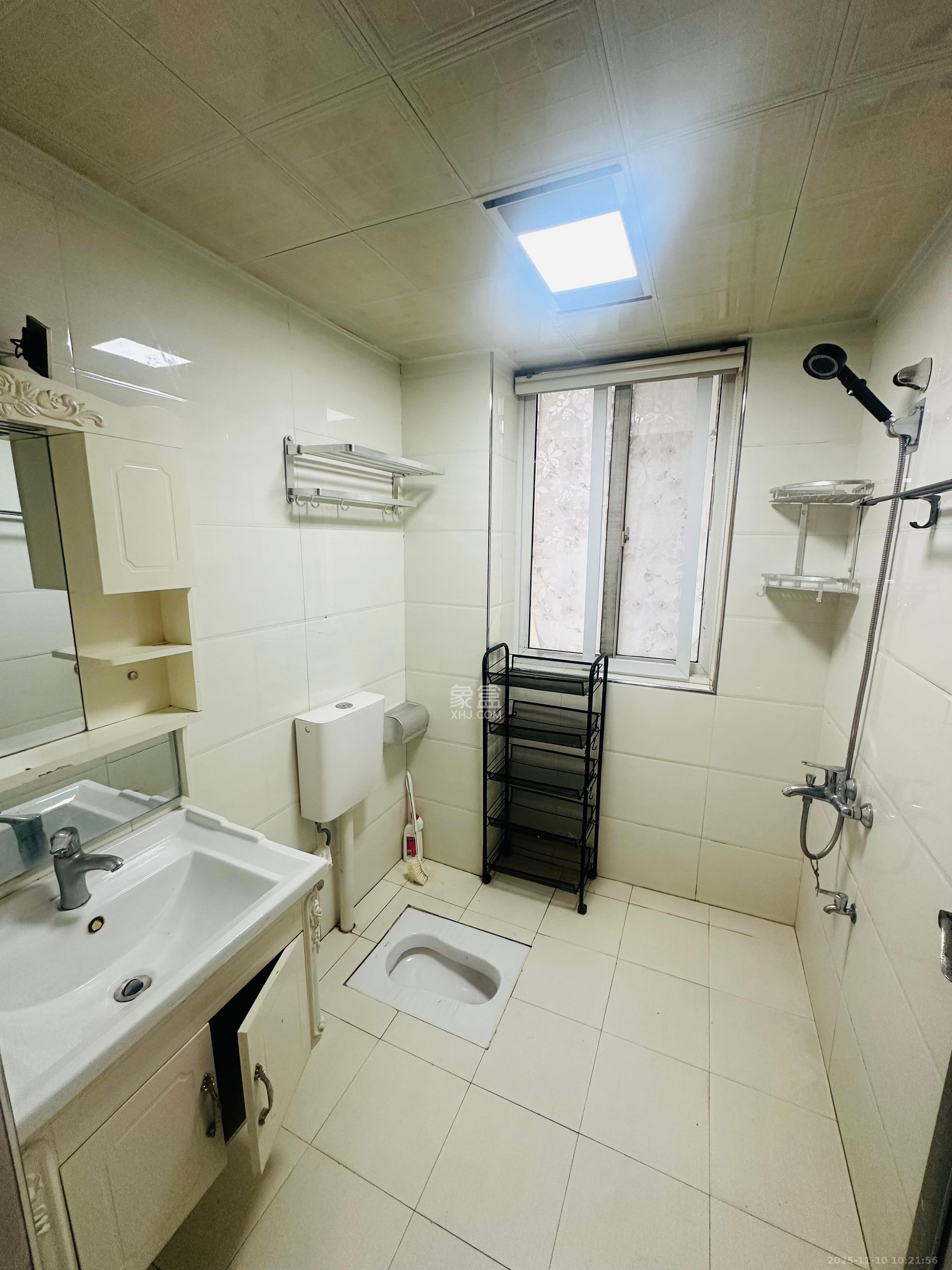 星城新宇黎雅苑 2室2厅1卫 1600.0元/月 星城新宇黎雅苑 2室2厅1卫 1600.0元/月室内图