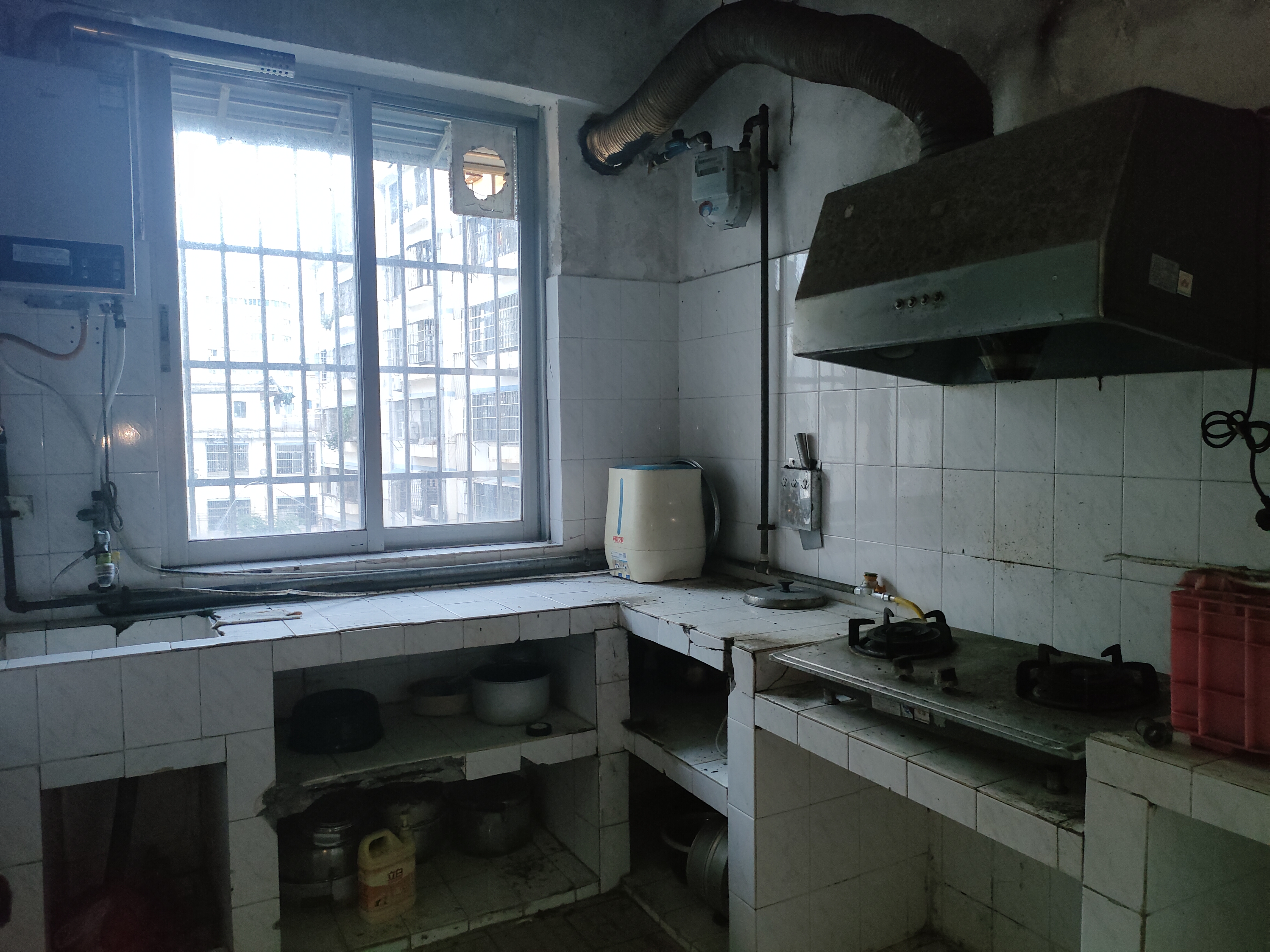 海口农行宿舍（海秀路48-1号）  3室2厅2卫    1500.0元/月室内图