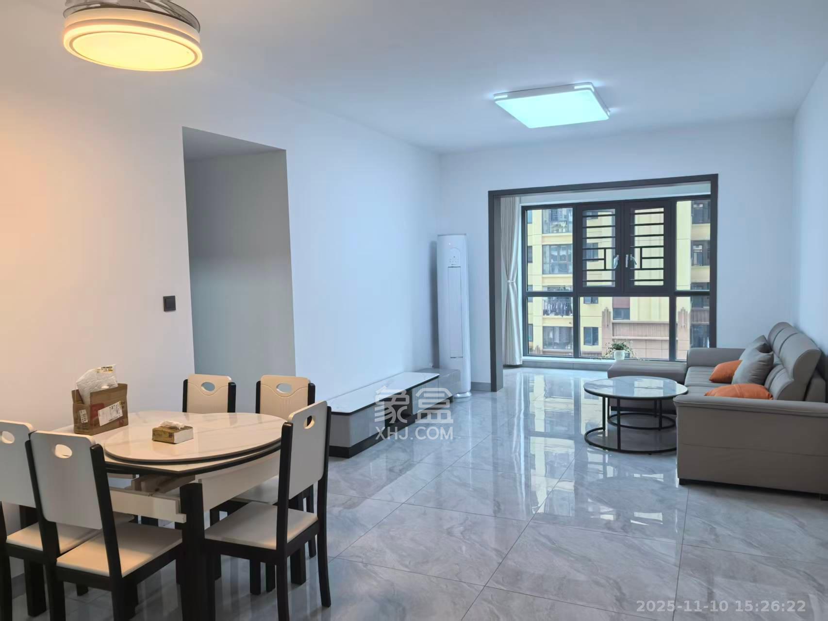 君合天玺  3室2厅2卫    3500.0元/月