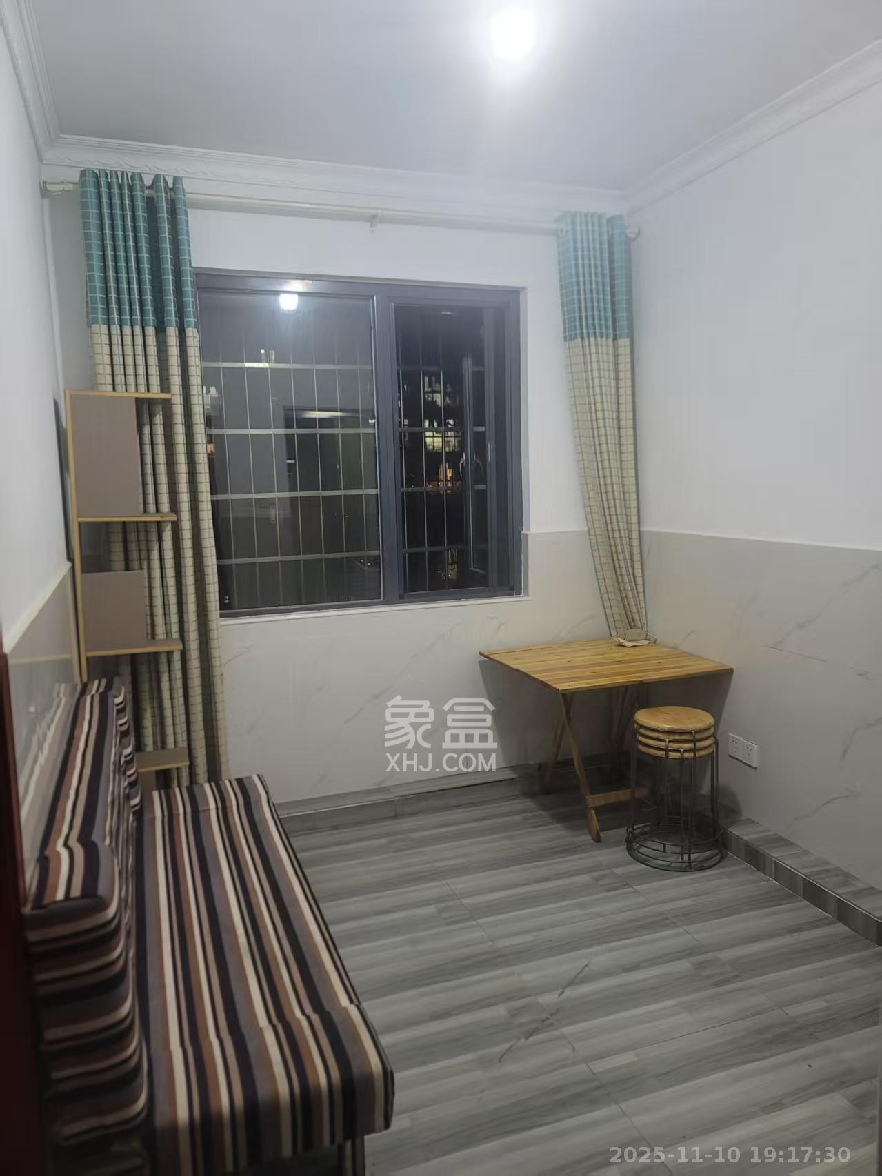 星城新宇川河苑  1室0厅0卫    1100.0元/月