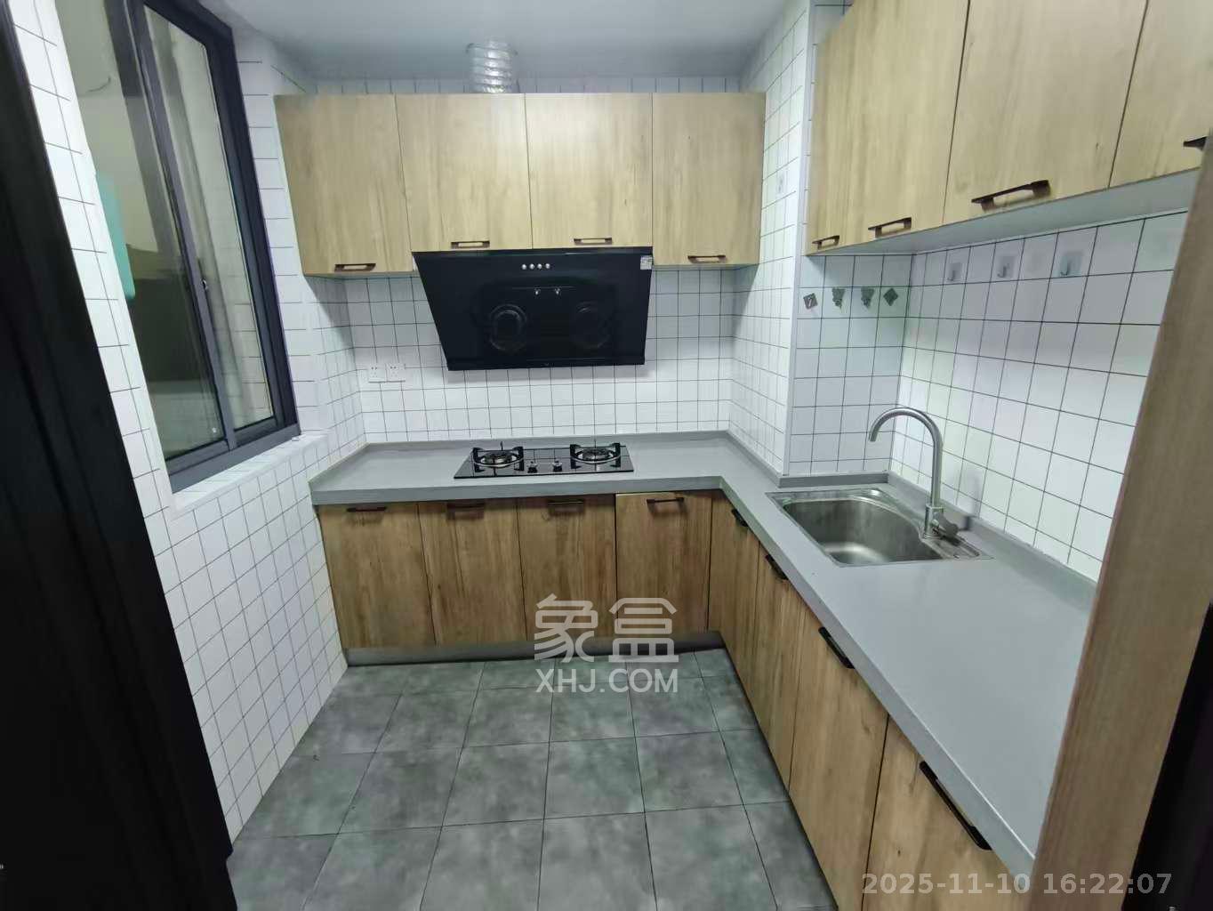 融创融公馆（融创臻苑）  3室2厅2卫    2300.0元/月室内图