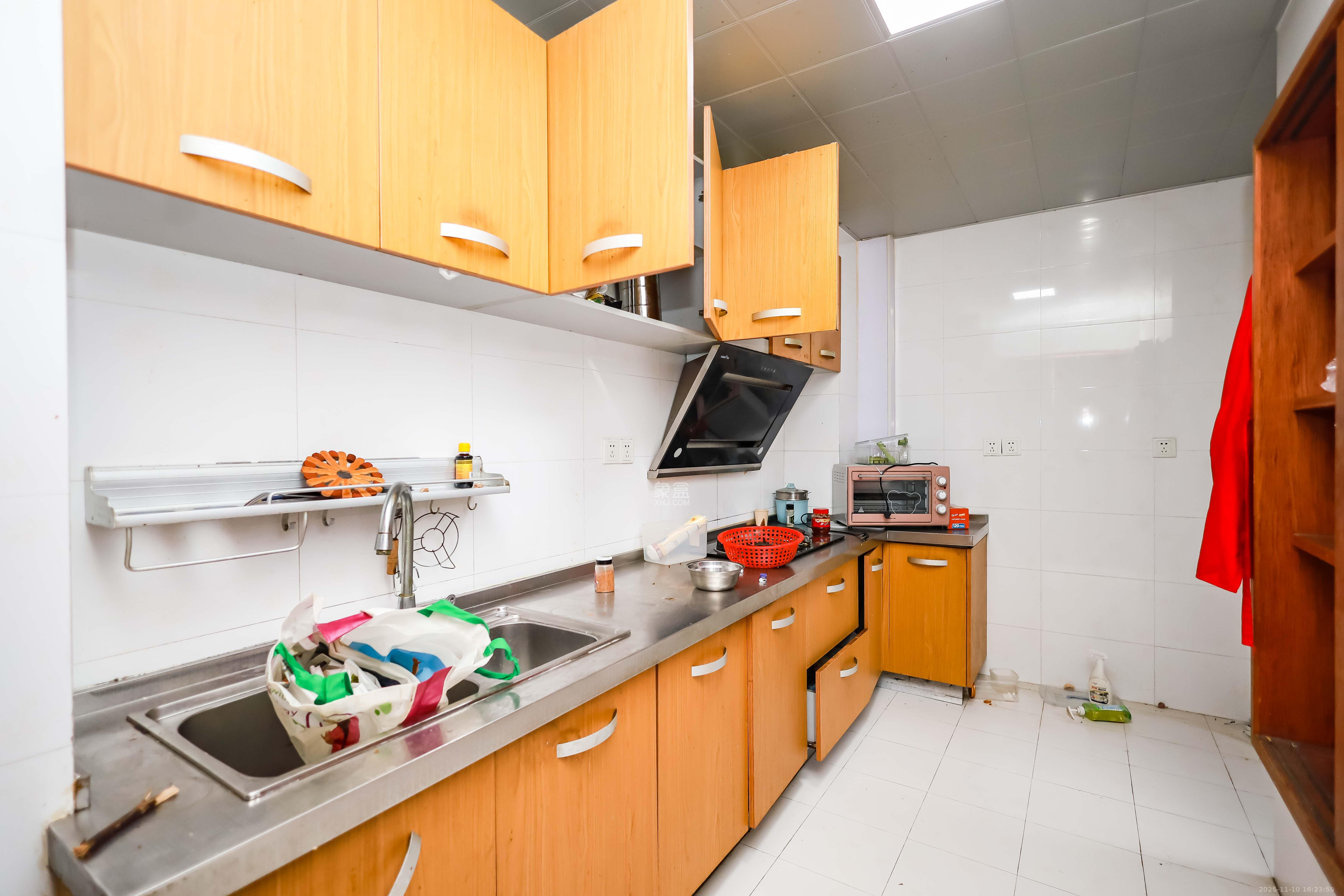 枫雅名苑  2室2厅1卫    2000.0元/月室内图