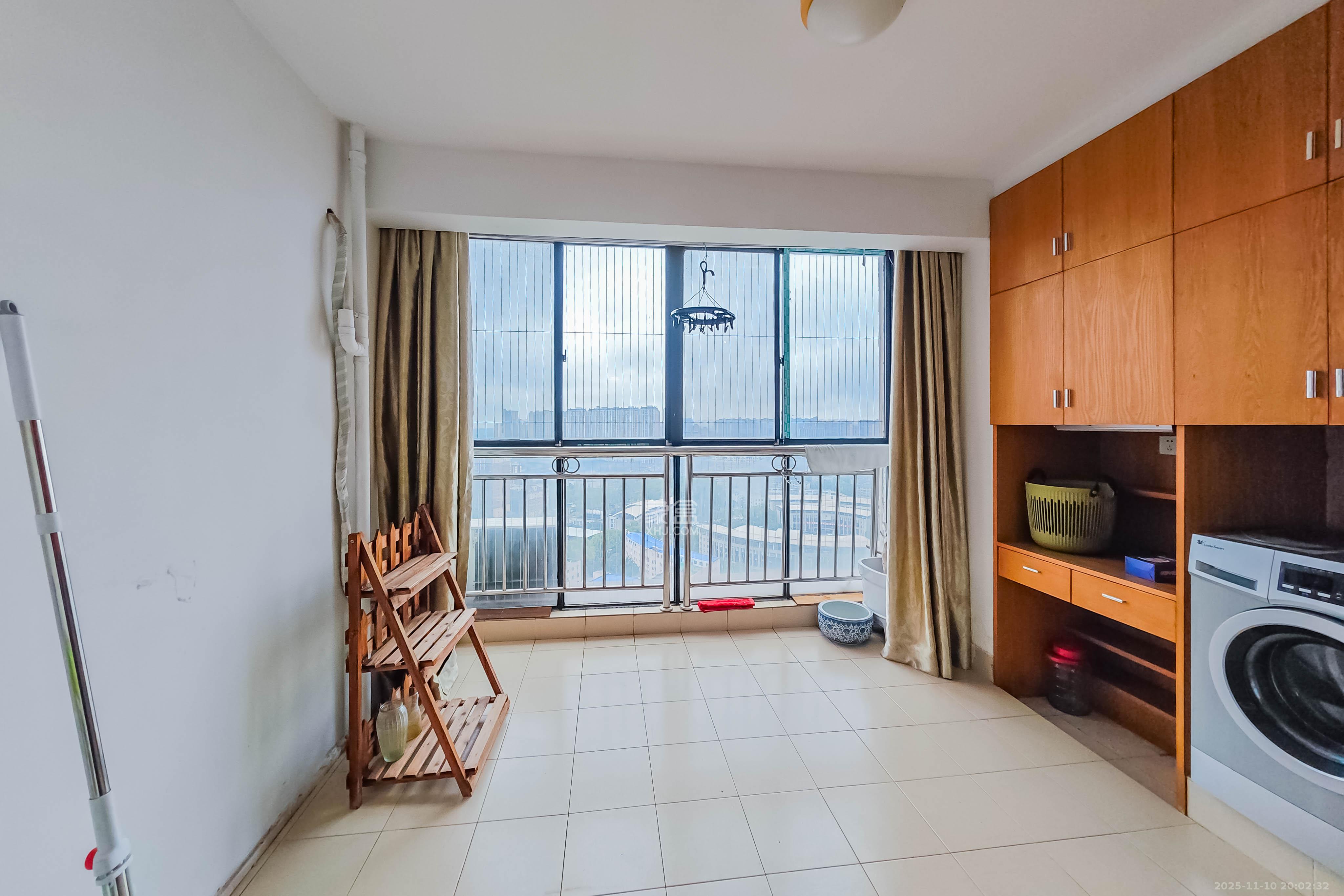 万科金域华府一期 3室2厅1卫 98.0万 万科金域华府一期 3室2厅1卫 98.0万其他